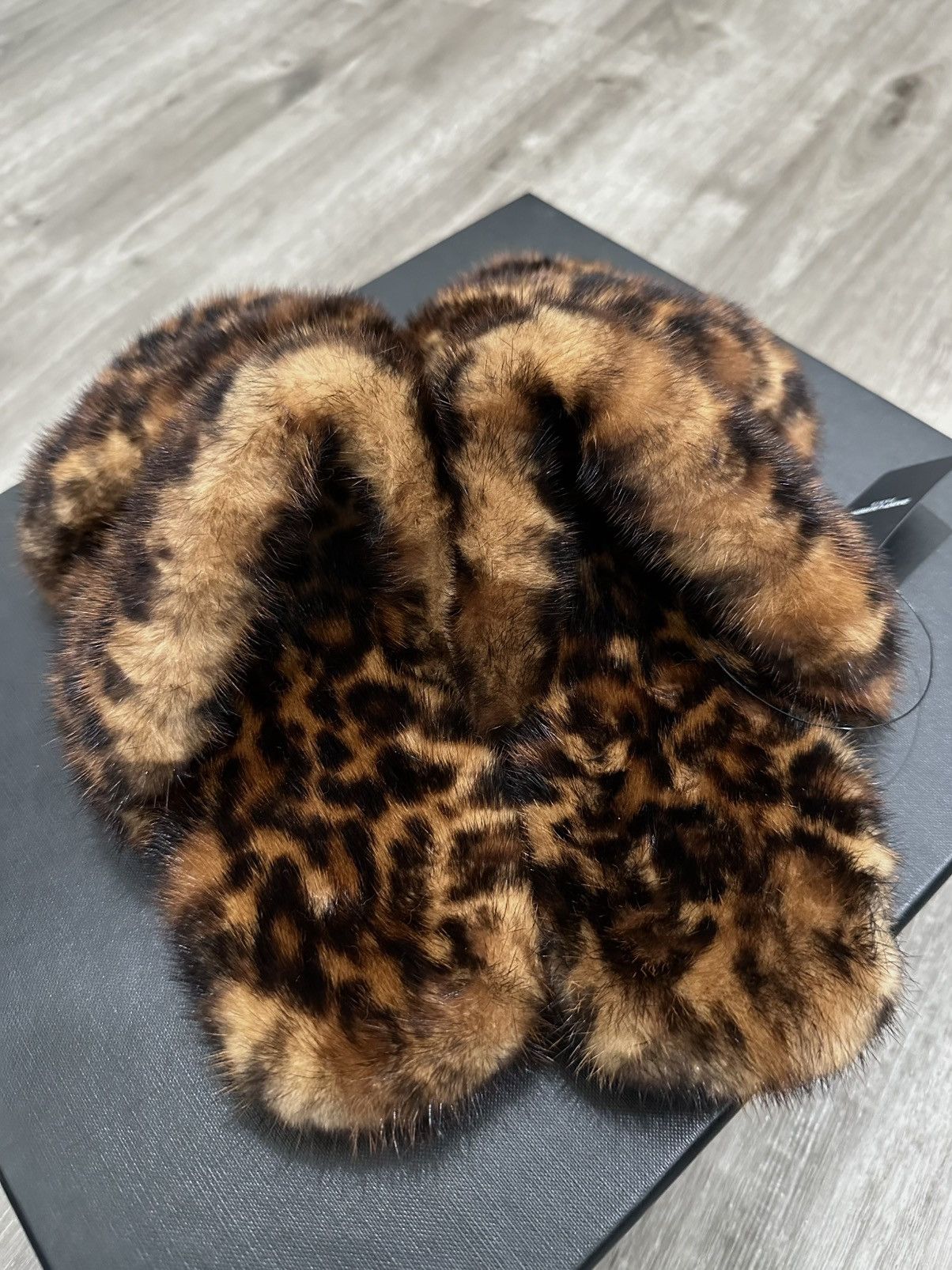 Saint Laurent Paris Saint Laurent Leopard Mink Sandals / Slides Size US 8.5 / EU 41-42 - 2 Thumbnail