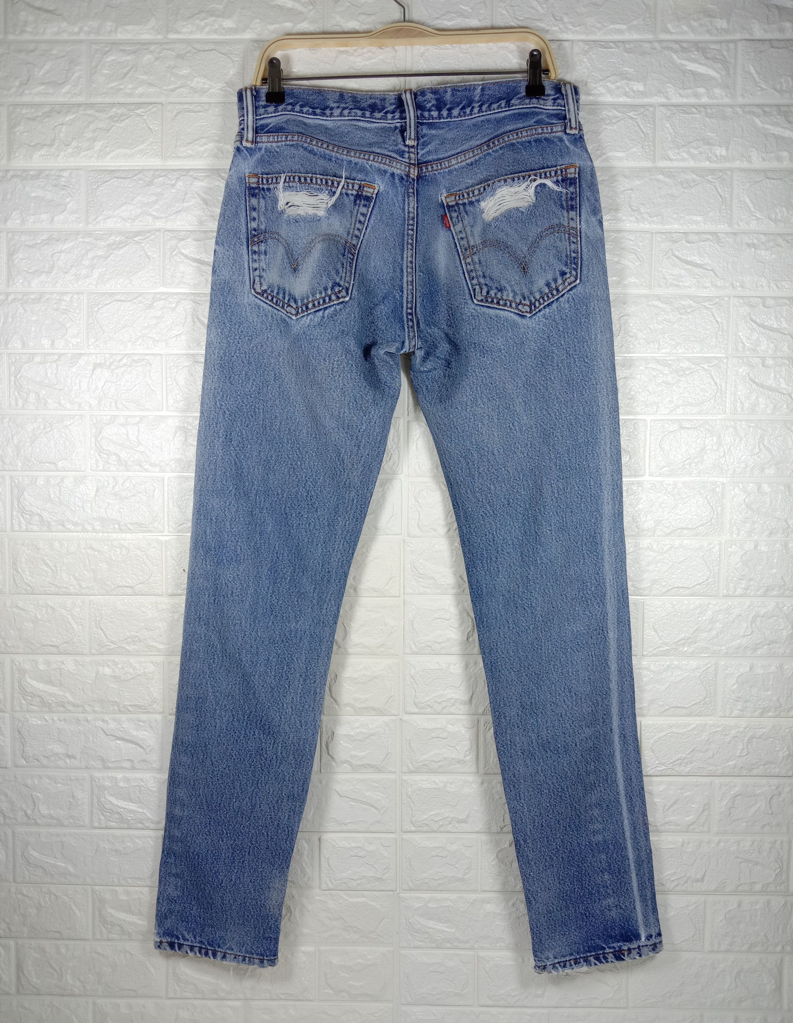 Levi's Vintage Levi’s 505 Ripped Jeans Distressed Denim Size US 33 - 5 Thumbnail