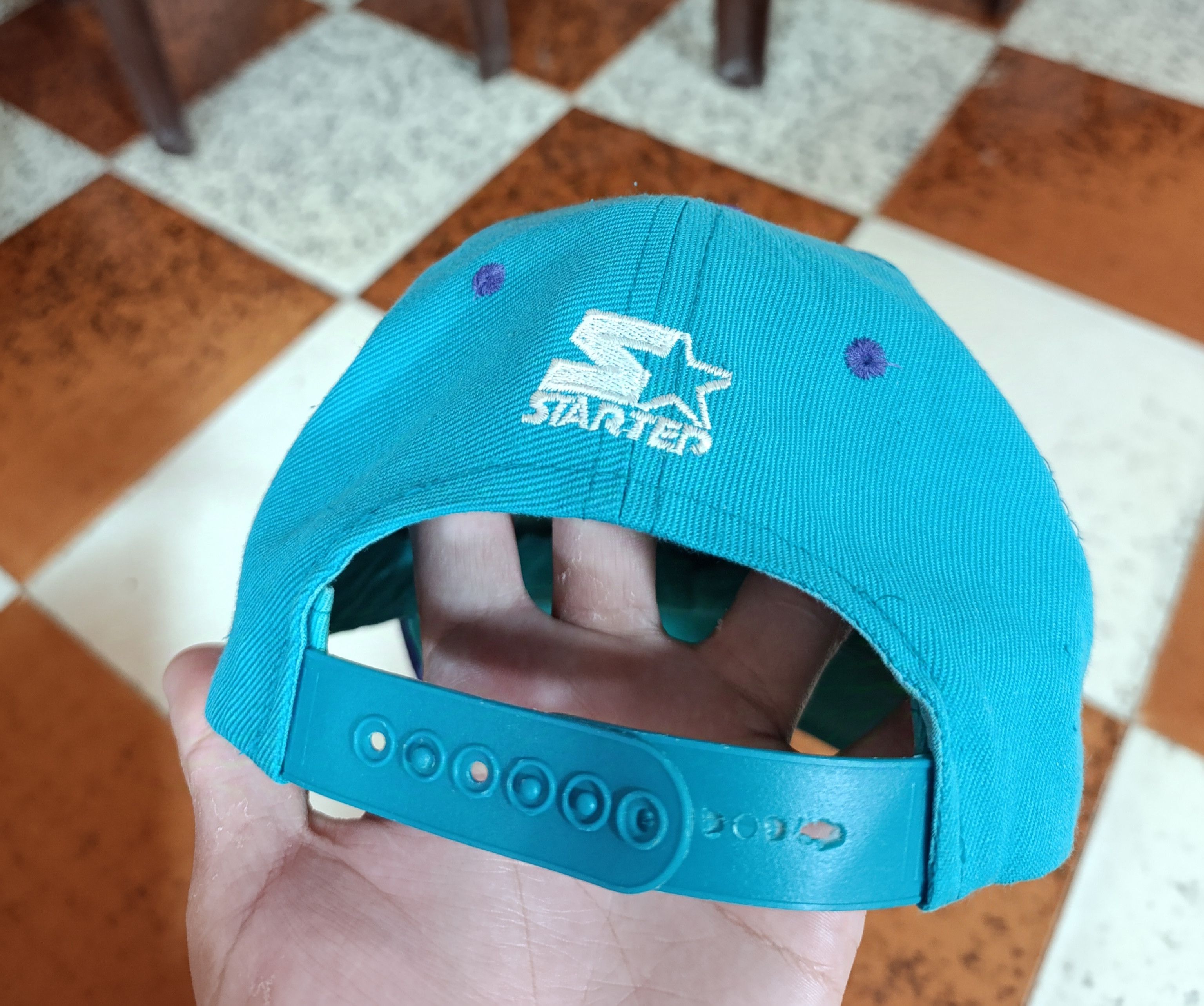 Starter Vintage 90's Rare Charlotte hornets Cap Size ONE SIZE - 3 Thumbnail