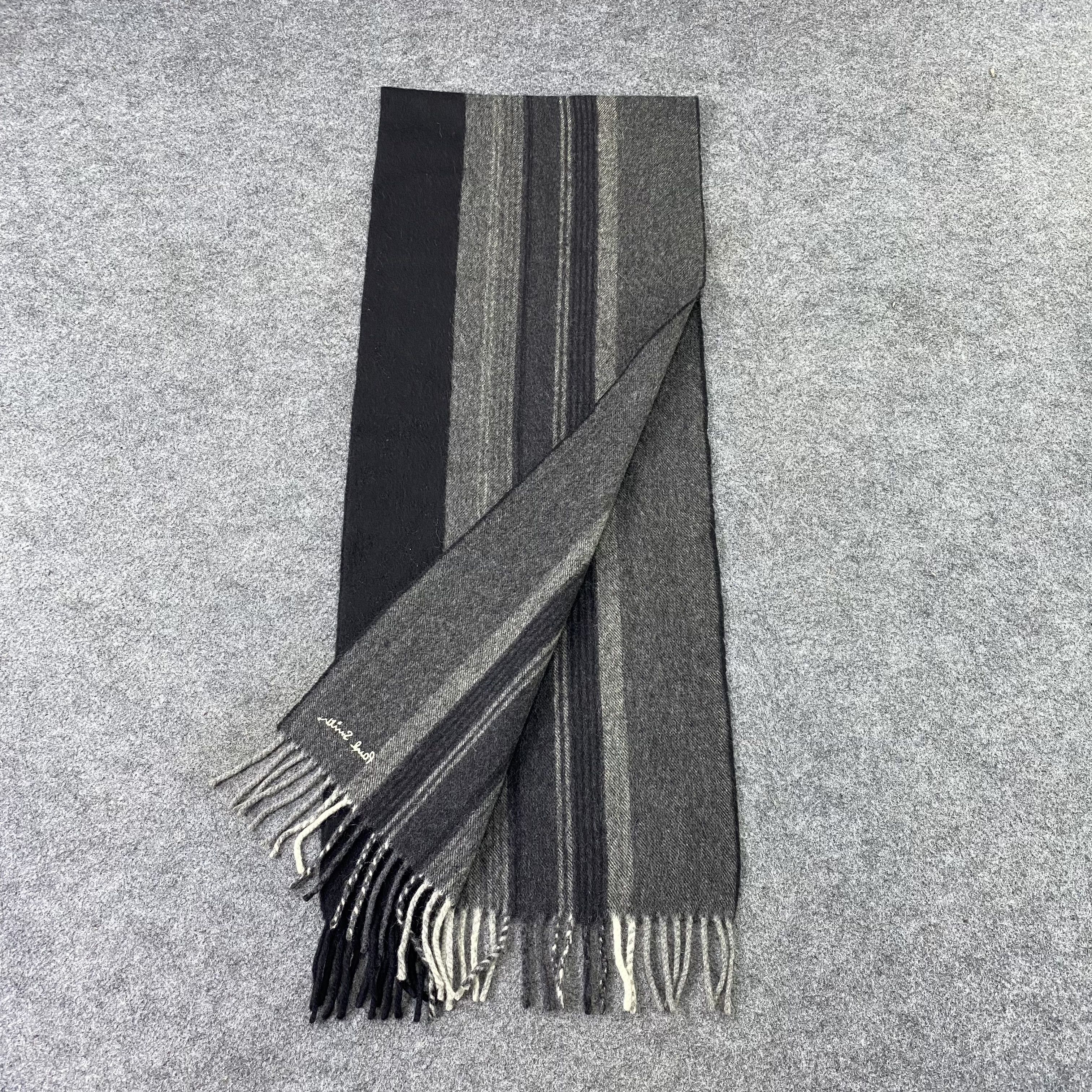 Paul Smith Paul Smith Muffler / Scarf / Neckwear - T1380 Size ONE SIZE - 3 Thumbnail