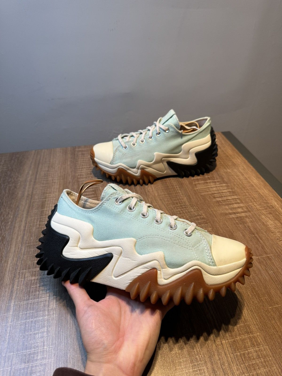 Converse Run Star Motion Low OX Platform Shoes M 9.5 W 11