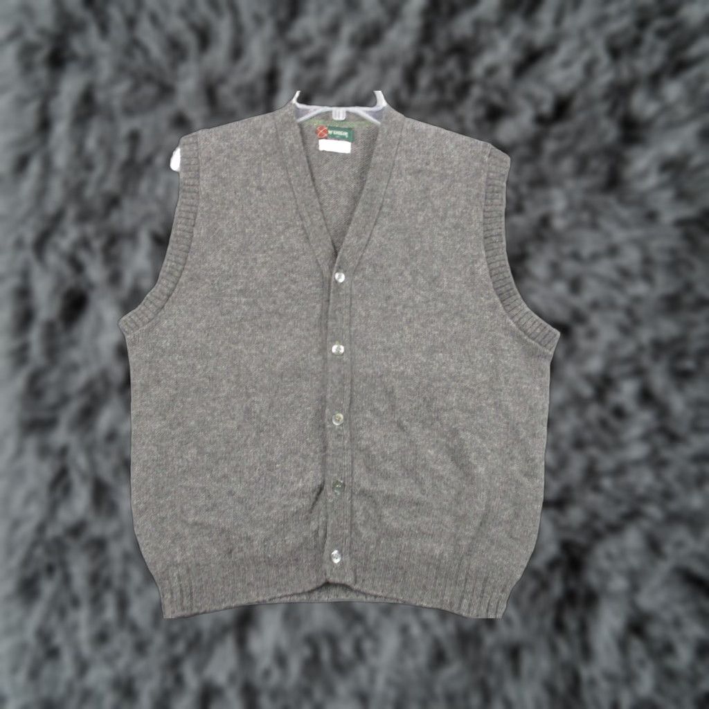 McGregor McGregor Sweater Vest Mens L Gray Shetland Wool Button Front V Neck Classic Size US L / EU 52-54 / 3 - 1 Thumbnail