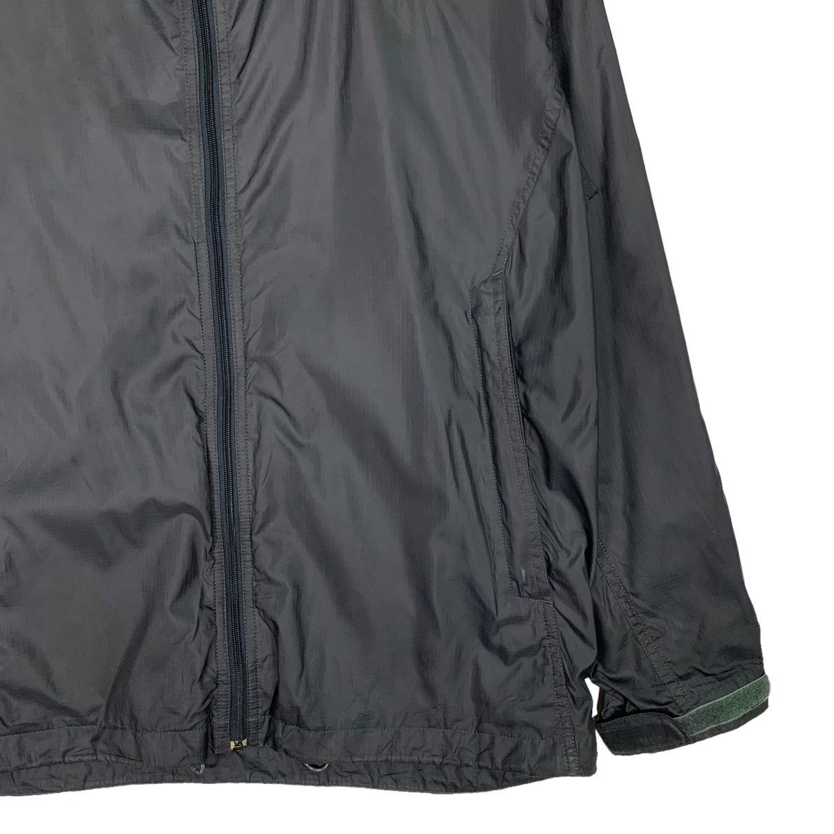 The North Face THE NORTH FACE Embroidery Logo Light Jacket #0573-C26 Size US L / EU 52-54 / 3 - 6 Thumbnail