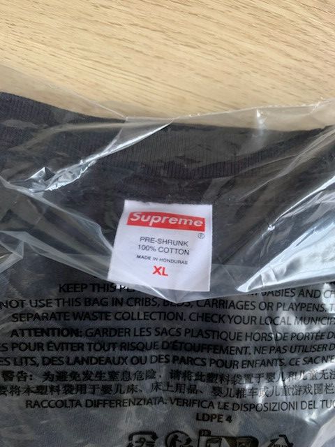 Supreme Supreme Salem Tee Size US XL / EU 56 / 4 - 4 Thumbnail