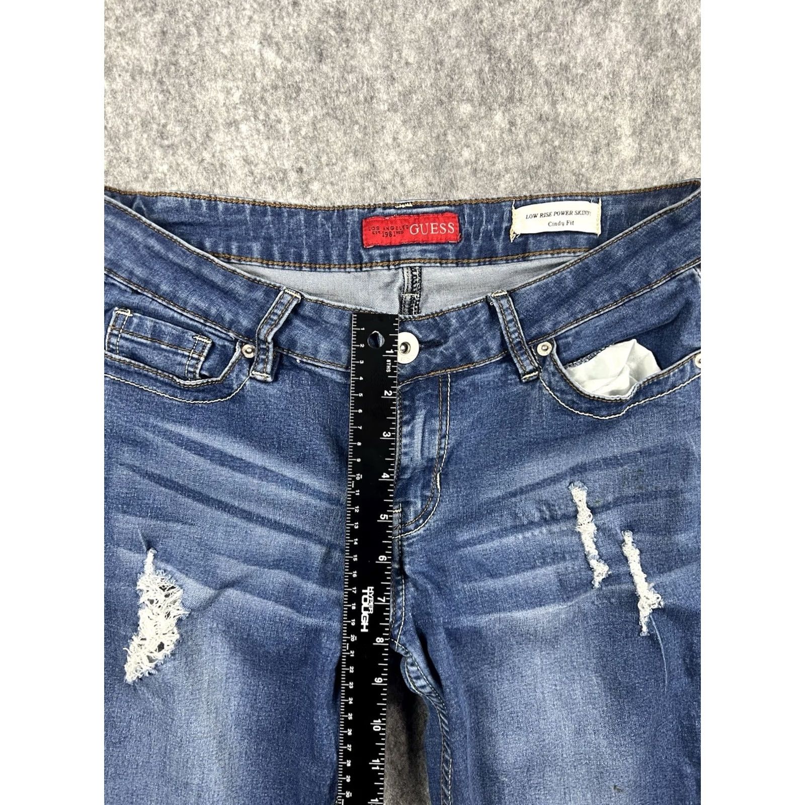 Guess VINTAGE Guess Jeans Womens Low Rise Power Skinny Cindy Fit Distressed Denim Size 30 Blue 90s City Grunge Retro Rock Y2K 5-Pocket Denim Jeans Womens Size 30" / US 8 / IT 44 - 2 Thumbnail