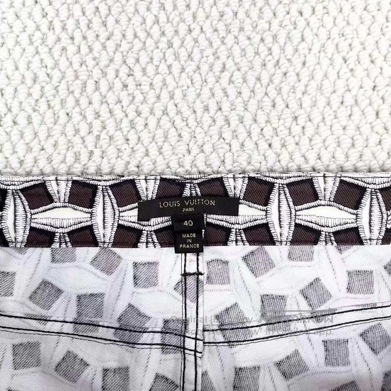 Louis Vuitton louis vuitton embroidered logo long pants. Size 39" - 3 Thumbnail