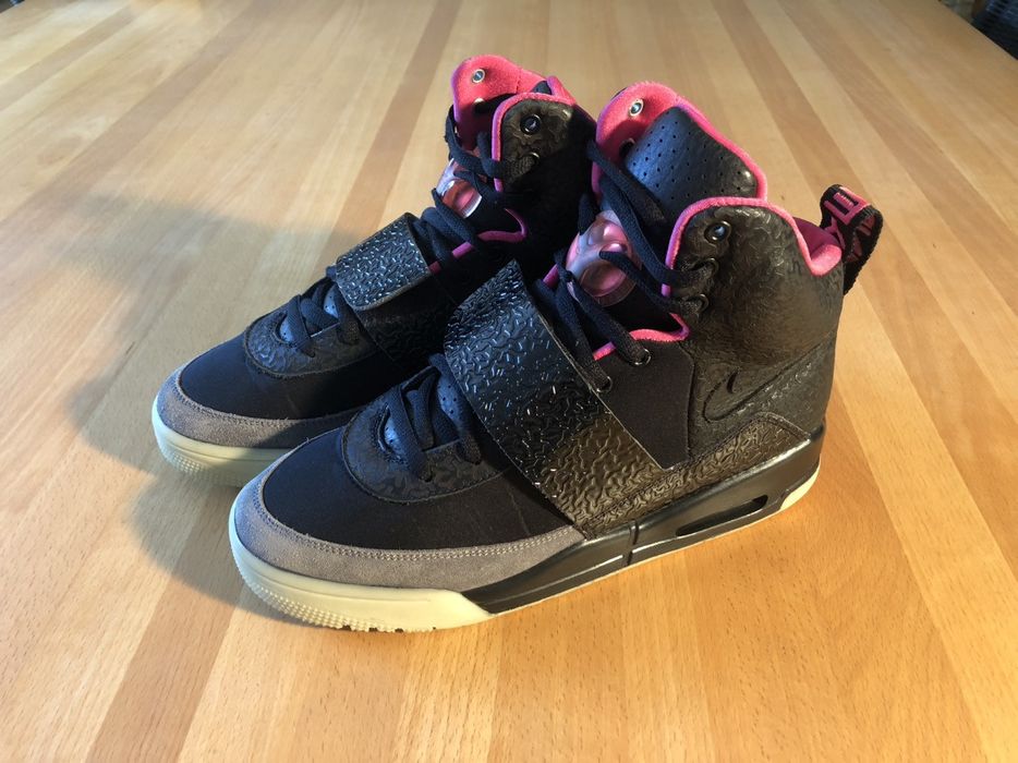 Air yeezy 1 shop black pink