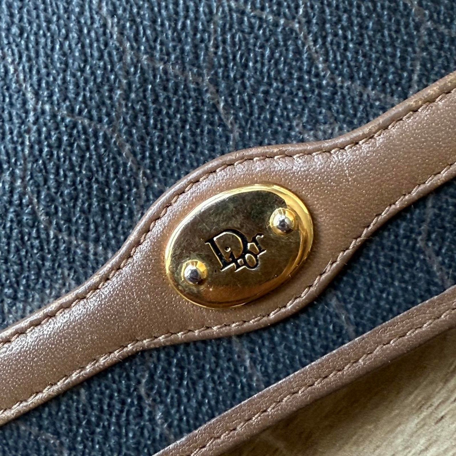 Dior Vintage honeycomb compact christian dior wallet Size ONE SIZE - 1 Thumbnail