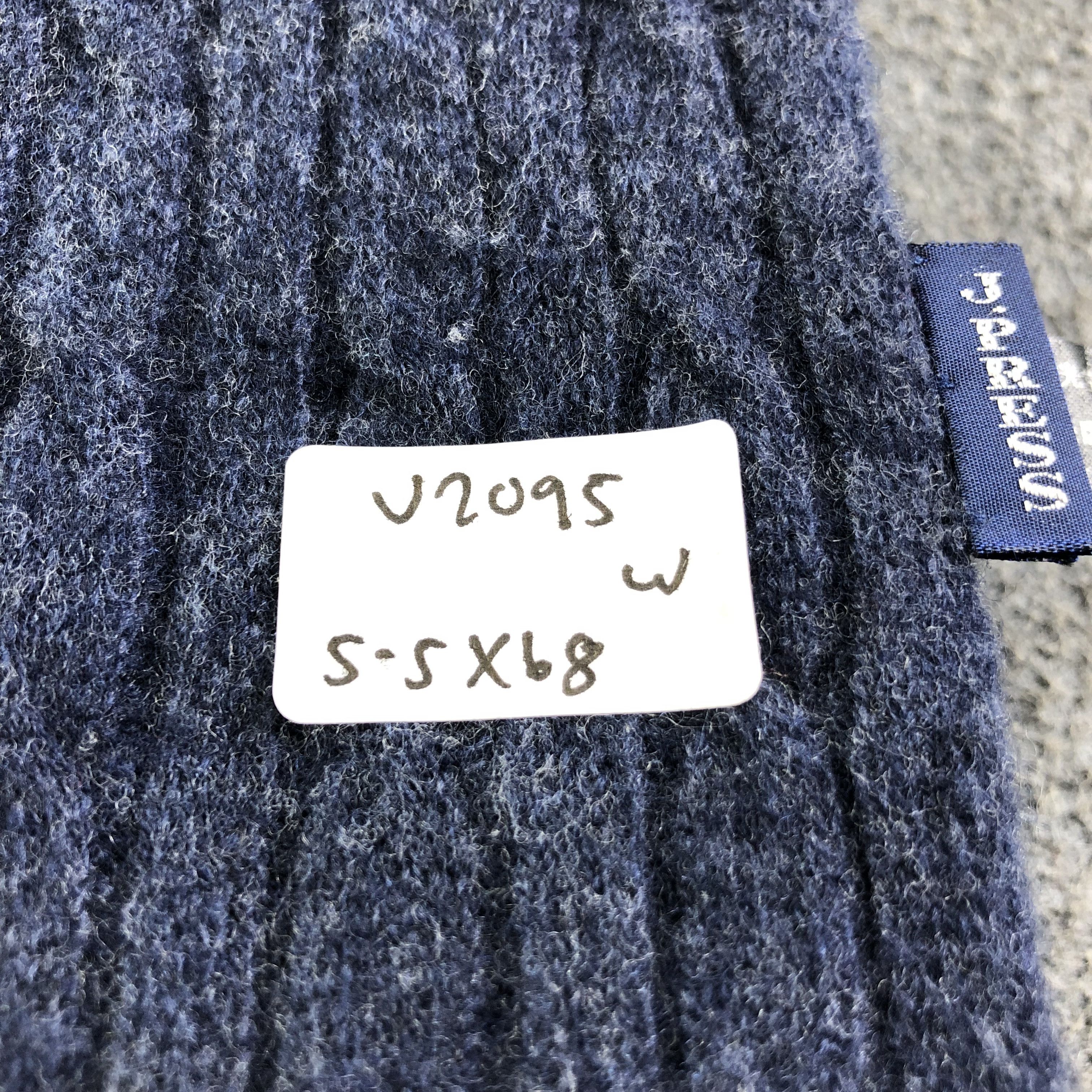 J. Press J. Press Pleated Wool Snood Scarf Muffler Neckwear V2095 Size ONE SIZE - 9 Thumbnail