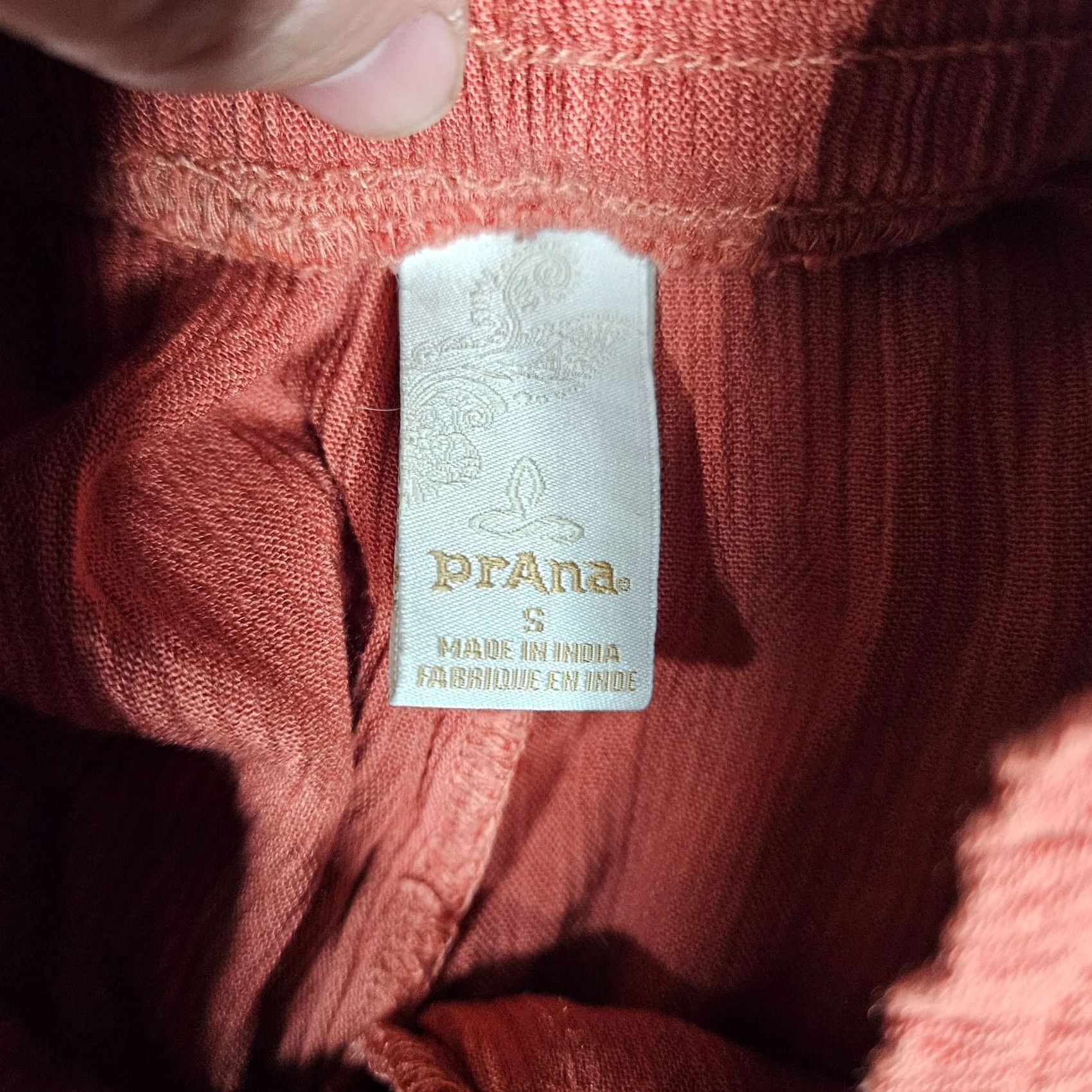 Prana prAna Orange Pockets Front Flowy Shorts S Women's Regular Color Orange Pocketed Casual Outdoor Beachwear 90s? Size 28" / US 6 / IT 42 - 6 Thumbnail