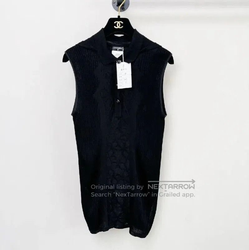 Chanel Chanel Black Sleeveless Sweater with Collar . Size M / US 6-8 / IT 42-44 - 1 Thumbnail