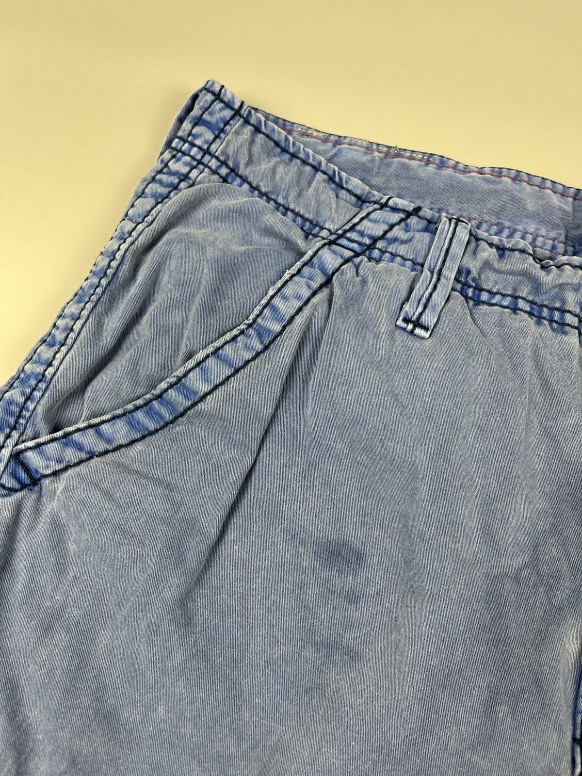 Japanese Brand × True Religion Vintage TRUE RELIGION Faded Distressed Cargo Y2K Shorts Size US 34 / EU 50 - 4 Thumbnail
