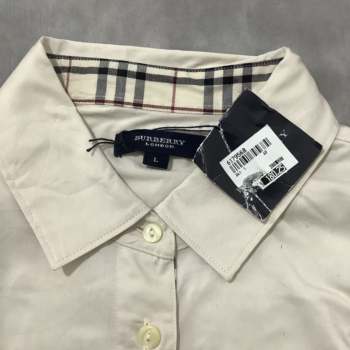 Burberry × Designer Burberry OG Button by Nova Check Style Size L / US 10 / IT 46 - 4 Thumbnail