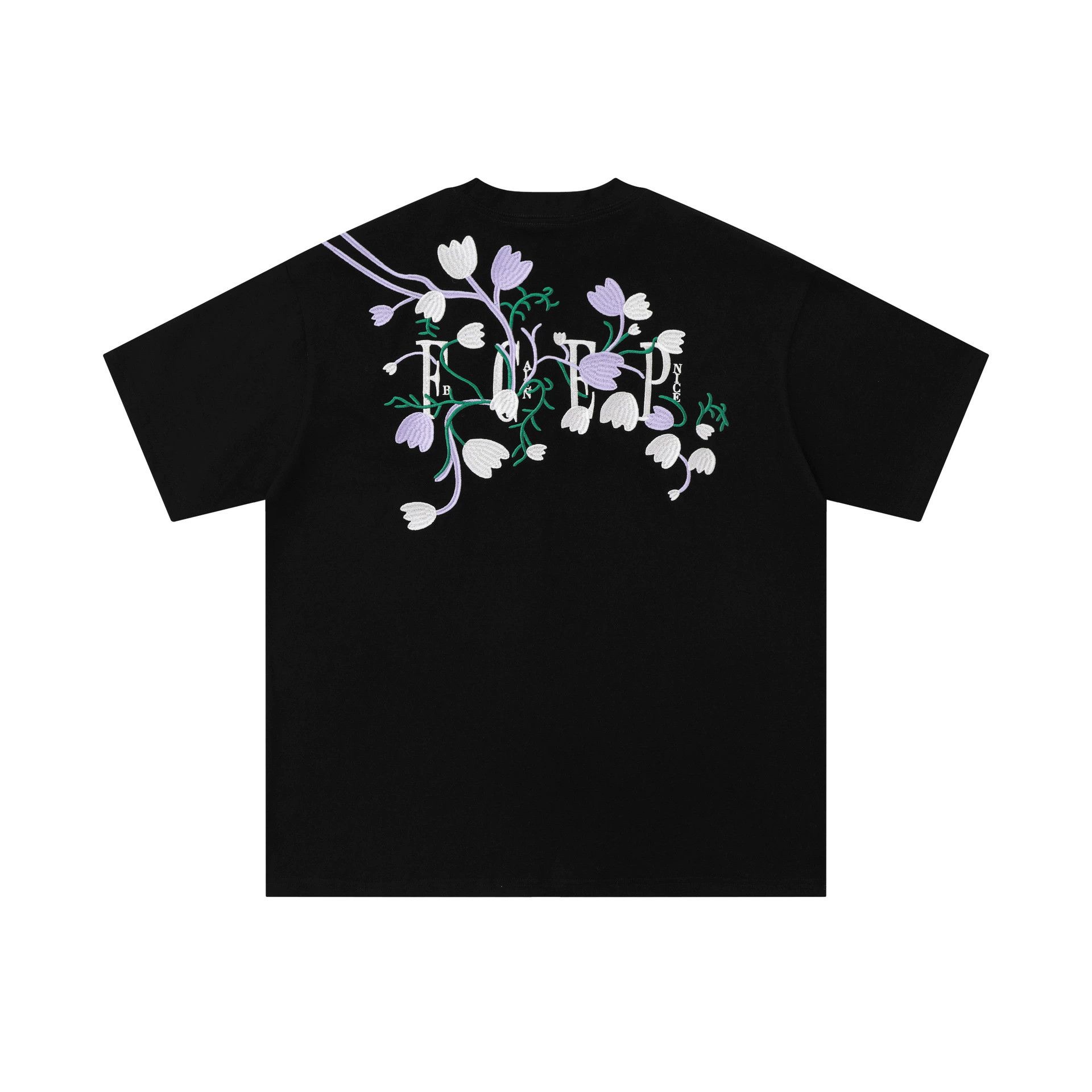 Vintage Men's hip-hop loose casual floral embroidered T-shirt Size US M / EU 48-50 / 2 - 1 Thumbnail