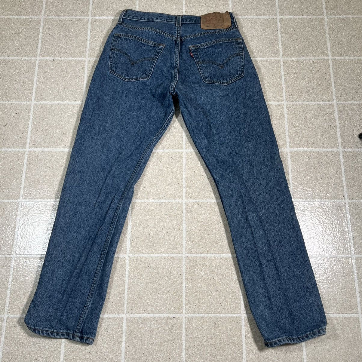 Levi's Vtg Levi’s 501 Button Fly Jeans Made in Mexico Light Wash Size US 29 - 1 Thumbnail