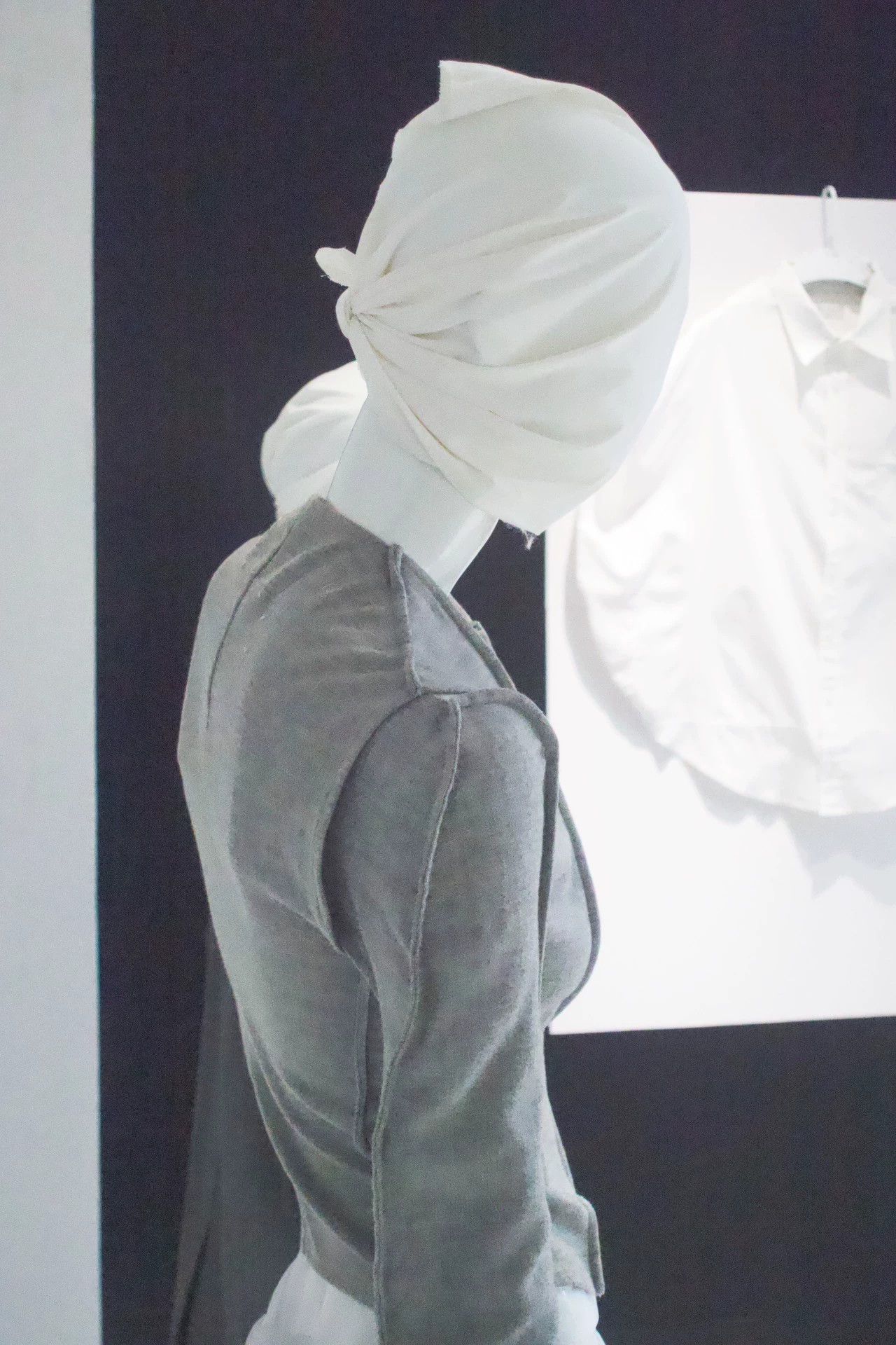 Maison Margiela MMM SS1998 Flat Wool Jacket 36 Women’s White Label Size XS / US 0-2 / IT 36-38 - 2 Thumbnail