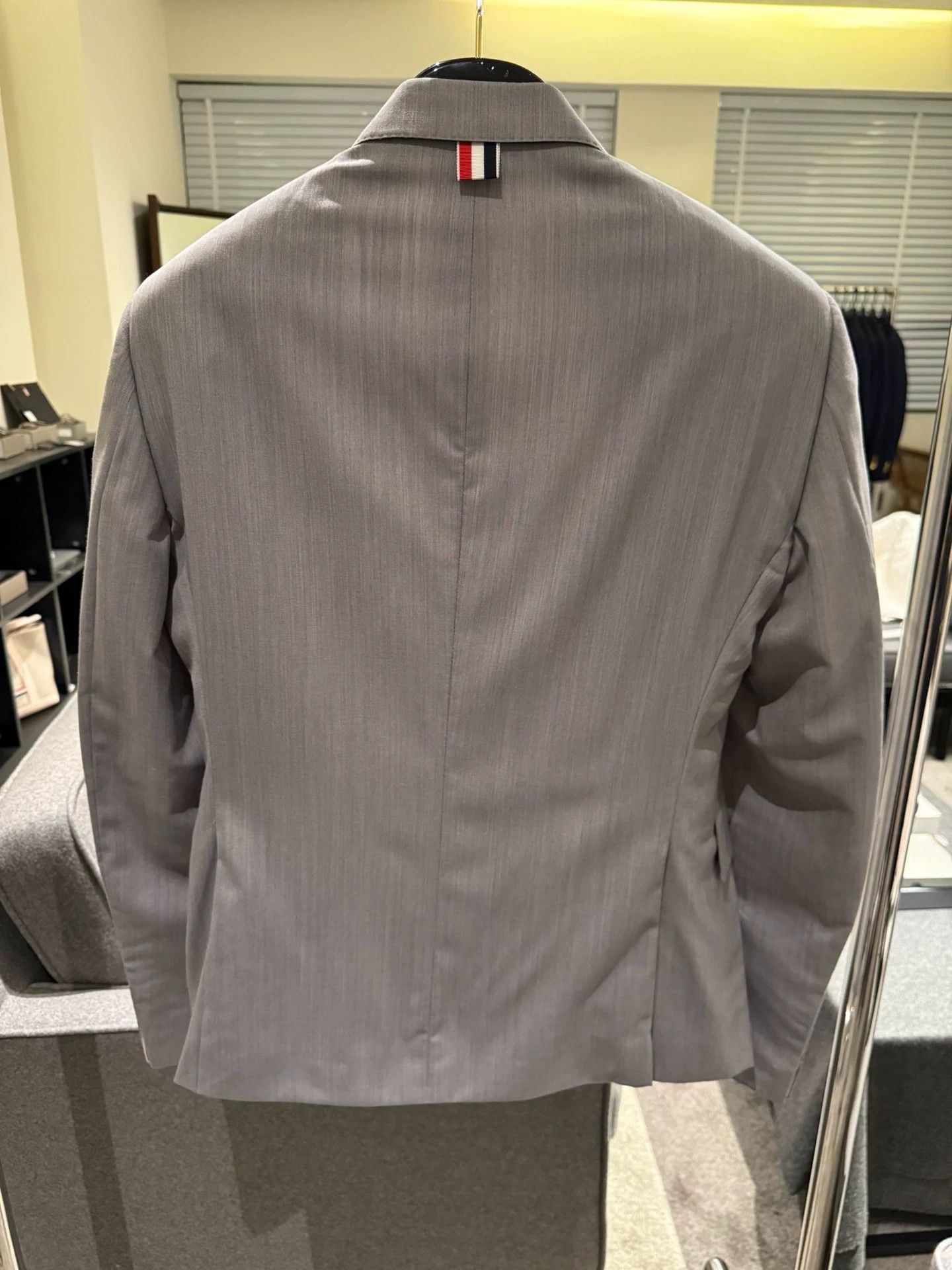 Thom Browne Thom Browne Rare Light Gray Slim Wool Suit Jacket Size US M / EU 48-50 / 2 - 2 Thumbnail
