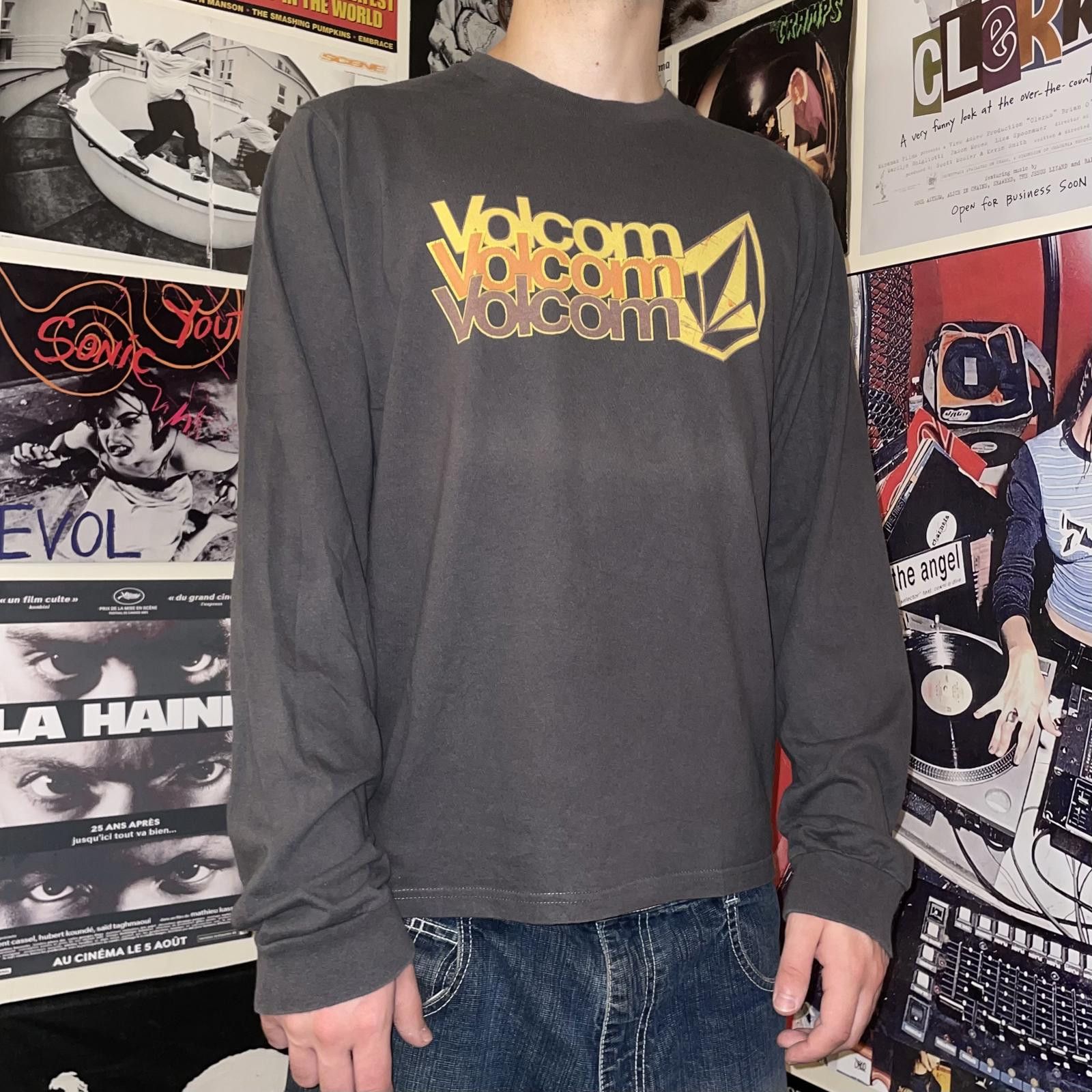 Volcom Volcom 00s Graphic Longsleeve M Size US M / EU 48-50 / 2 - 7 Thumbnail