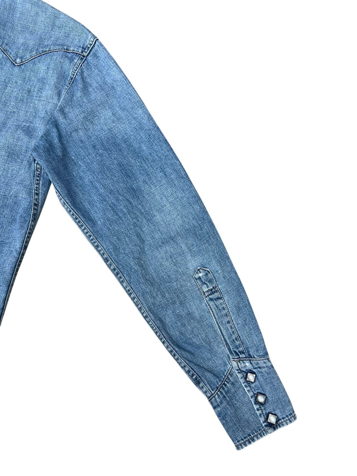 Levi's VTG 2002 Levi’s Red Tab Distressed Fade Denim Western Shirt Size US M / EU 48-50 / 2 - 23 Thumbnail