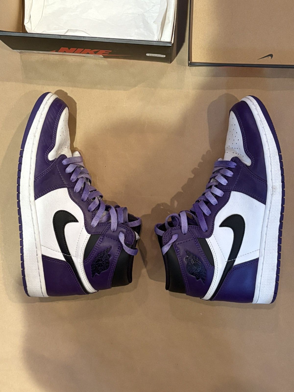 Jordan Brand Air Jordan 1 Retro High OG Court Purple Size US 9 / EU 42 - 5 Thumbnail