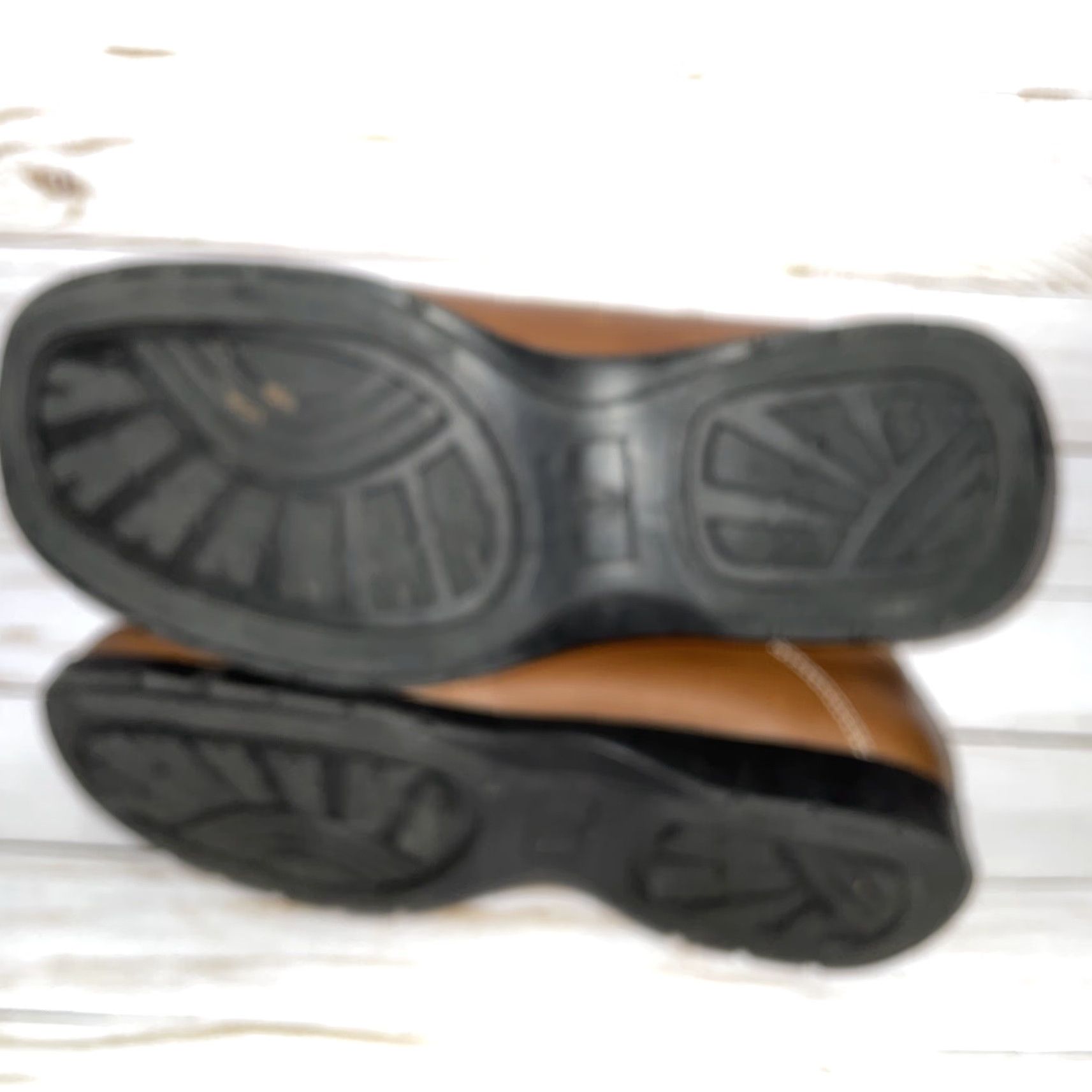 Vintage LONDON UNDERGROUND Trenton Loafer Men Brown Leather Size 10M Casual Leather Upper Outsole Leather Shoes Size US 10 / EU 43 - 7 Thumbnail