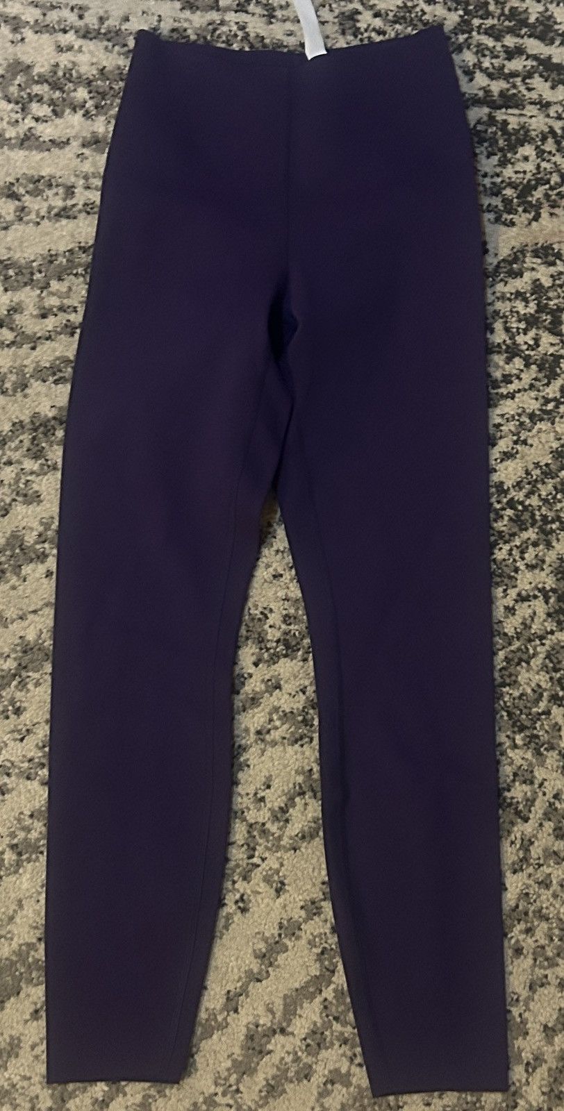 Lululemon Lululemon Glow Up Super-High-Rise Tight 25” size US 4 Size 25" / US 0 / IT 36 - 4 Thumbnail