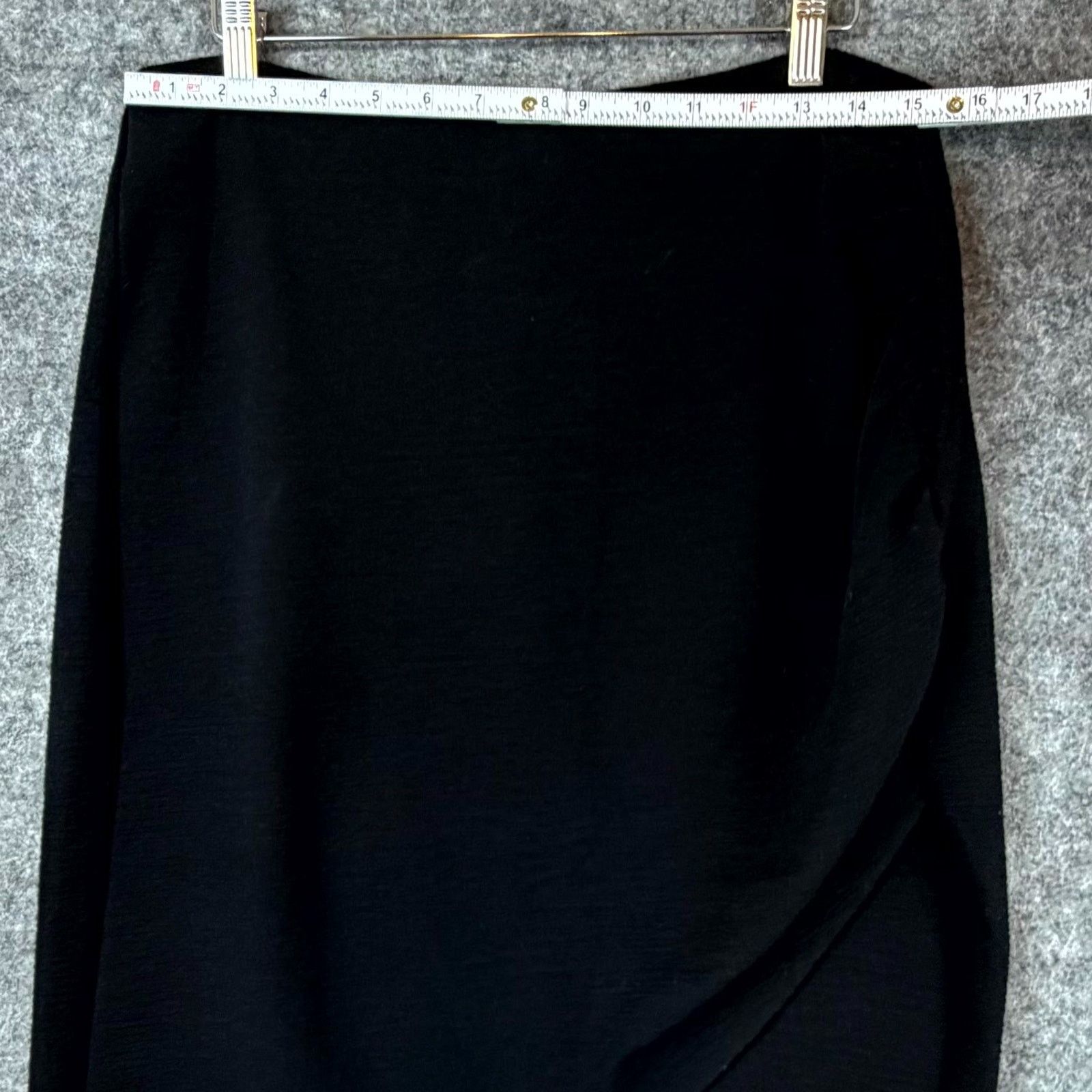 Club Monaco Club Monaco Knit Skirt Womens 10 Black Capsule Office Basics Size 32" / US 10 / IT 46 - 4 Thumbnail