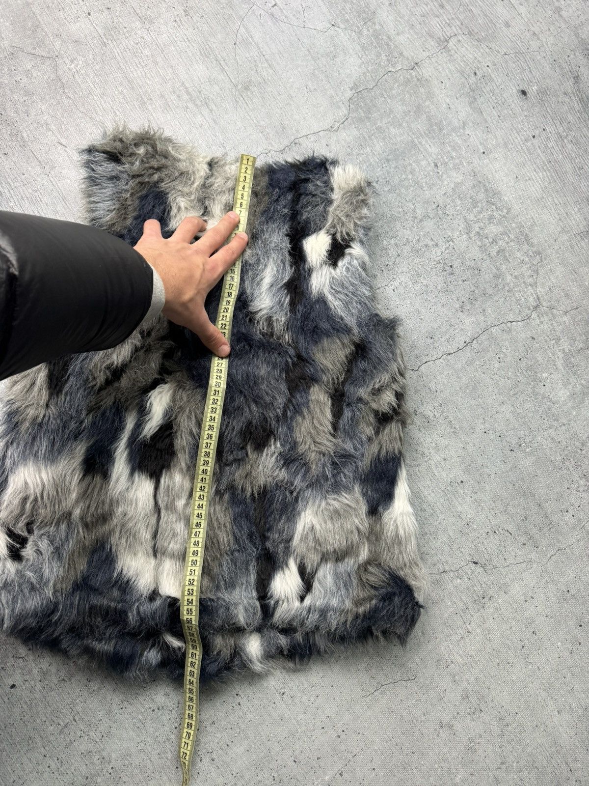 Armani Armani Faux Fur Vest VTG Y2K LGB IfSixWasNine Avant Garde Size XS / US 0-2 / IT 36-38 - 8 Thumbnail