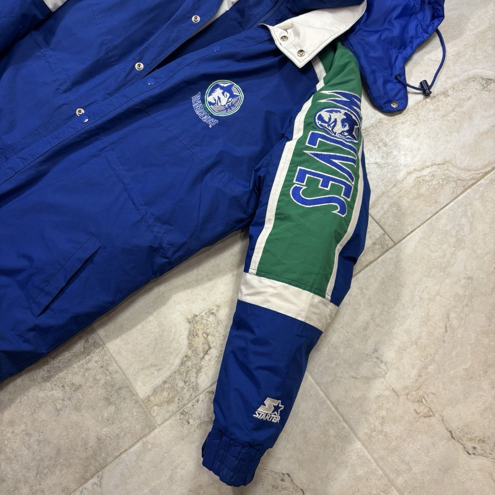 Starter Starter Minnesota Timberwolves Parka Jacket Sz L Down Puffer Size US L / EU 52-54 / 3 - 7 Thumbnail
