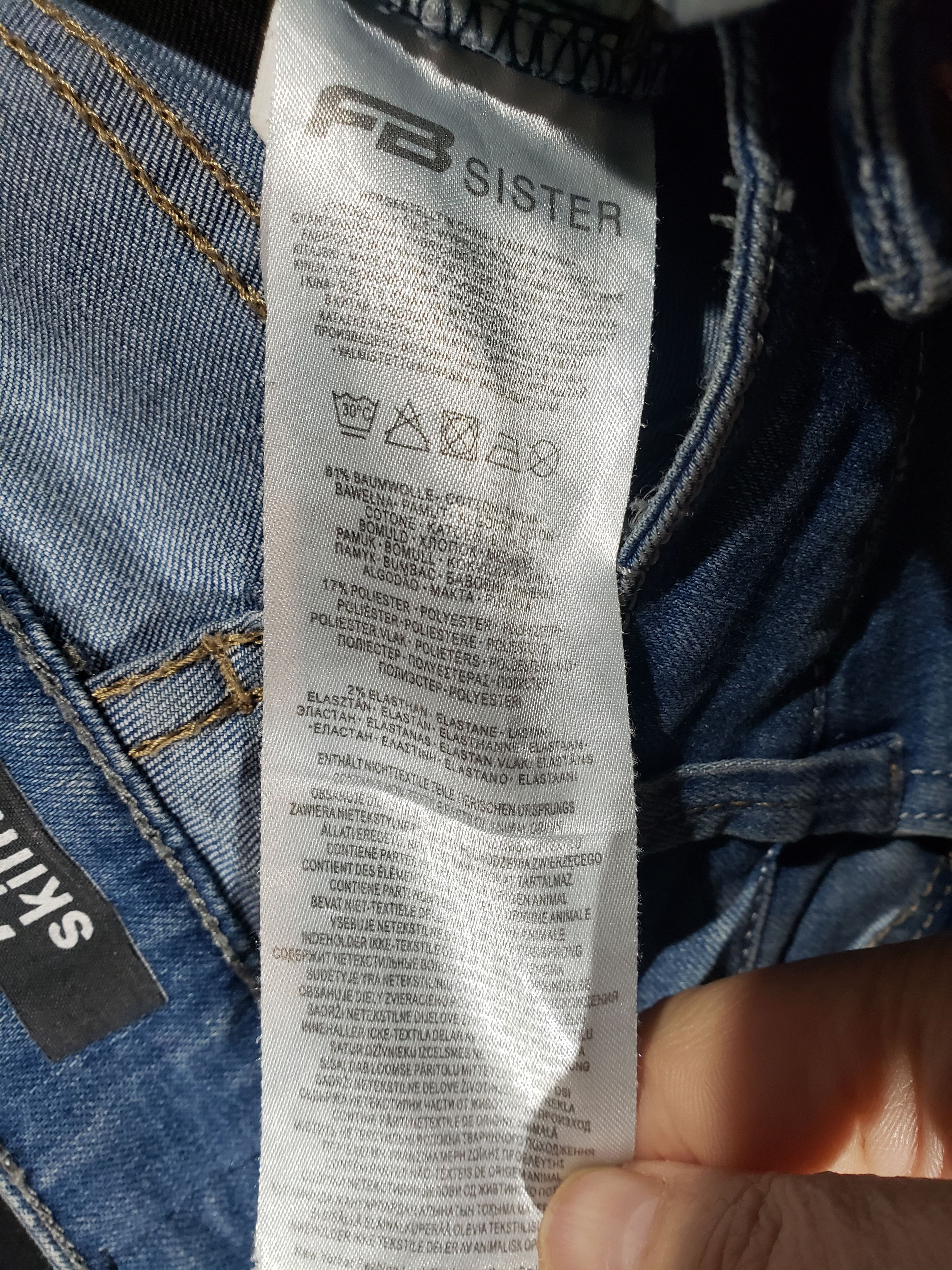 Jean Blue women's stretch jeans with many stripes. Size 30" / US 8 / IT 44 - 9 Thumbnail