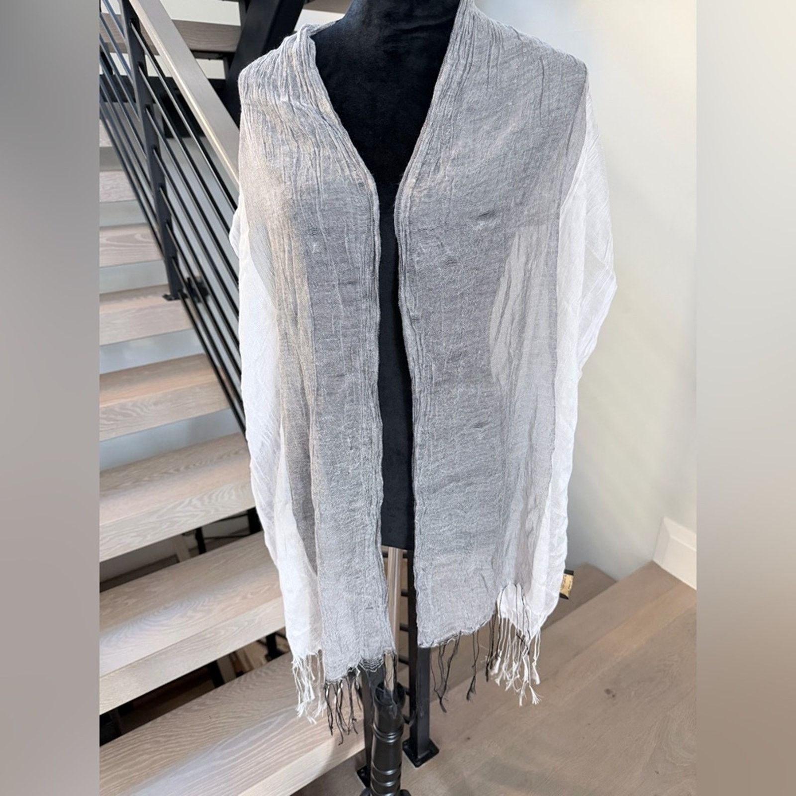 Laundry by Shelli Segal Laundry By Shelli Segal Sheer White Shawl Size ONE SIZE - 2 Thumbnail