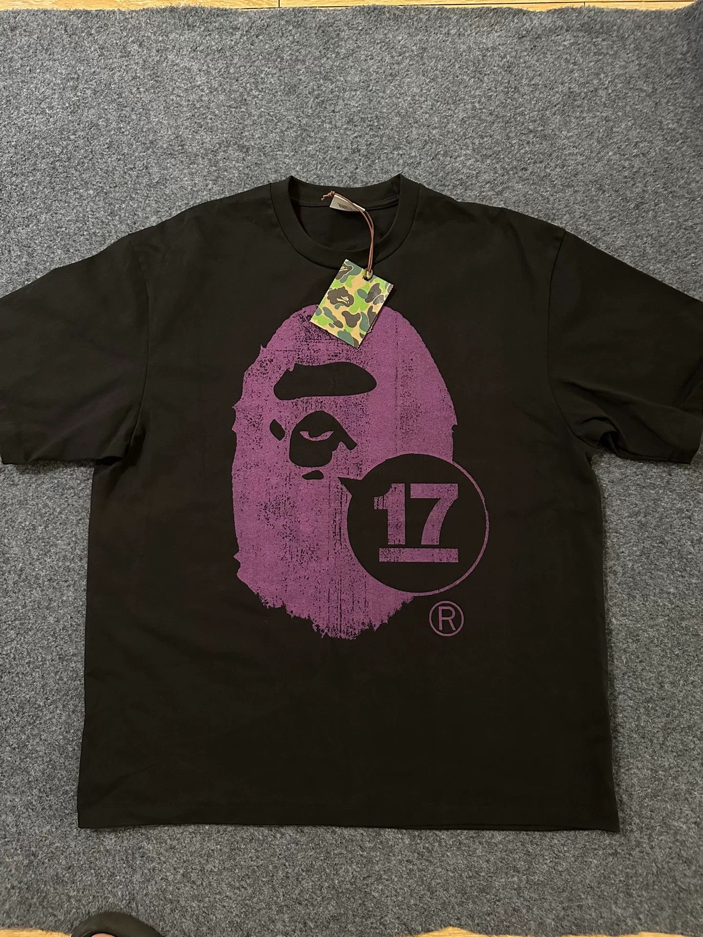 Bape Bape T Multi Shark T-Shirt Casual Size US XL / EU 56 / 4 - 1 Thumbnail