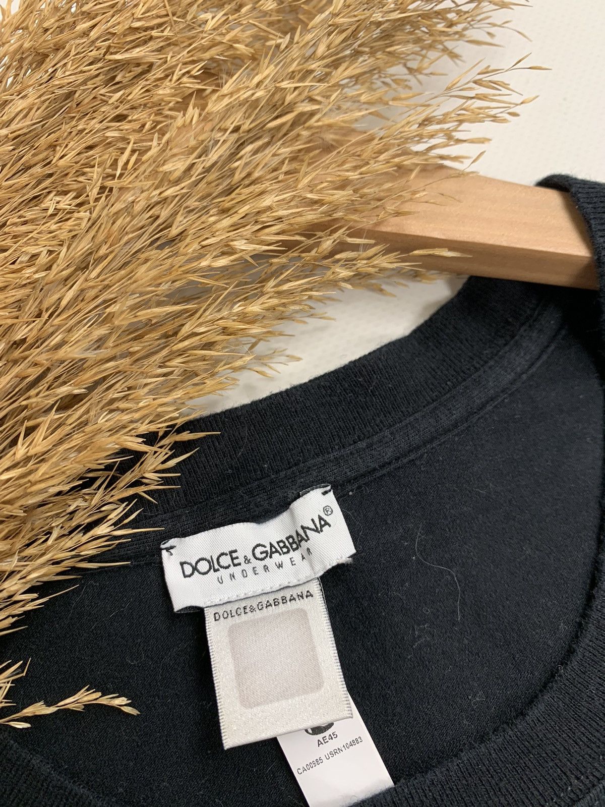 Designer × Dolce & Gabbana × Vintage Vintage Dolce Gabbana Basic T-Shirt Size US S / EU 44-46 / 1 - 7 Thumbnail