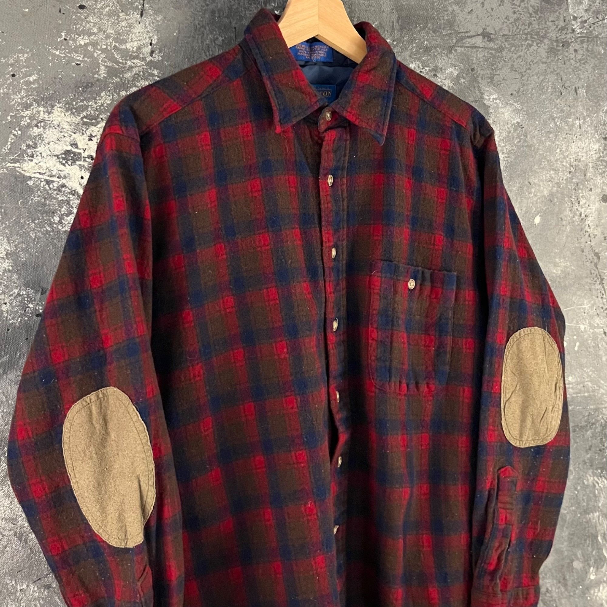 Pendleton × Vintage Vintage 90’s Pendleton wool shirt Size US L / EU 52-54 / 3 - 2 Thumbnail