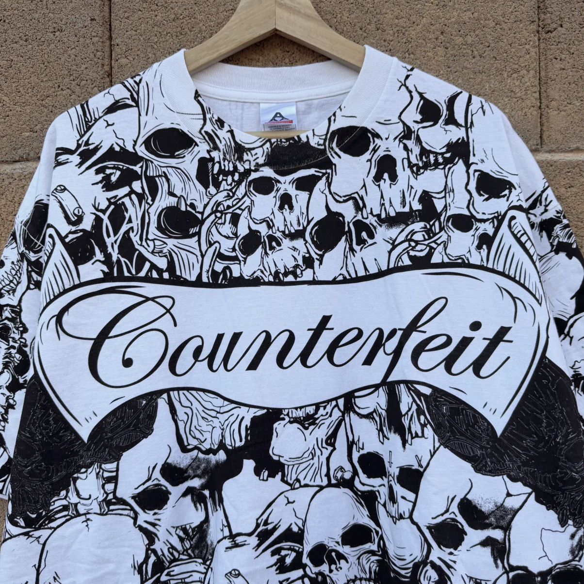 Other Vintage Y2K Skulls AOP T-Shirt XL White Cyber Grunge Gothic Size US XL / EU 56 / 4 - 4 Thumbnail