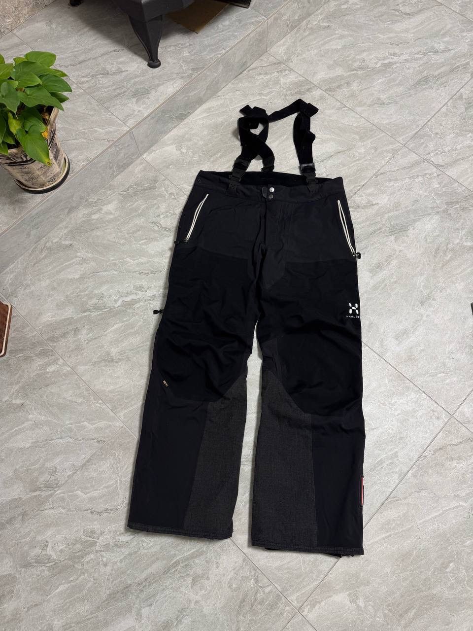 Haglofs Men’s Haglofs Gore-Tex Softshell 3L Ski Pants Black Size L Size US 34 / EU 50 - 1 Thumbnail