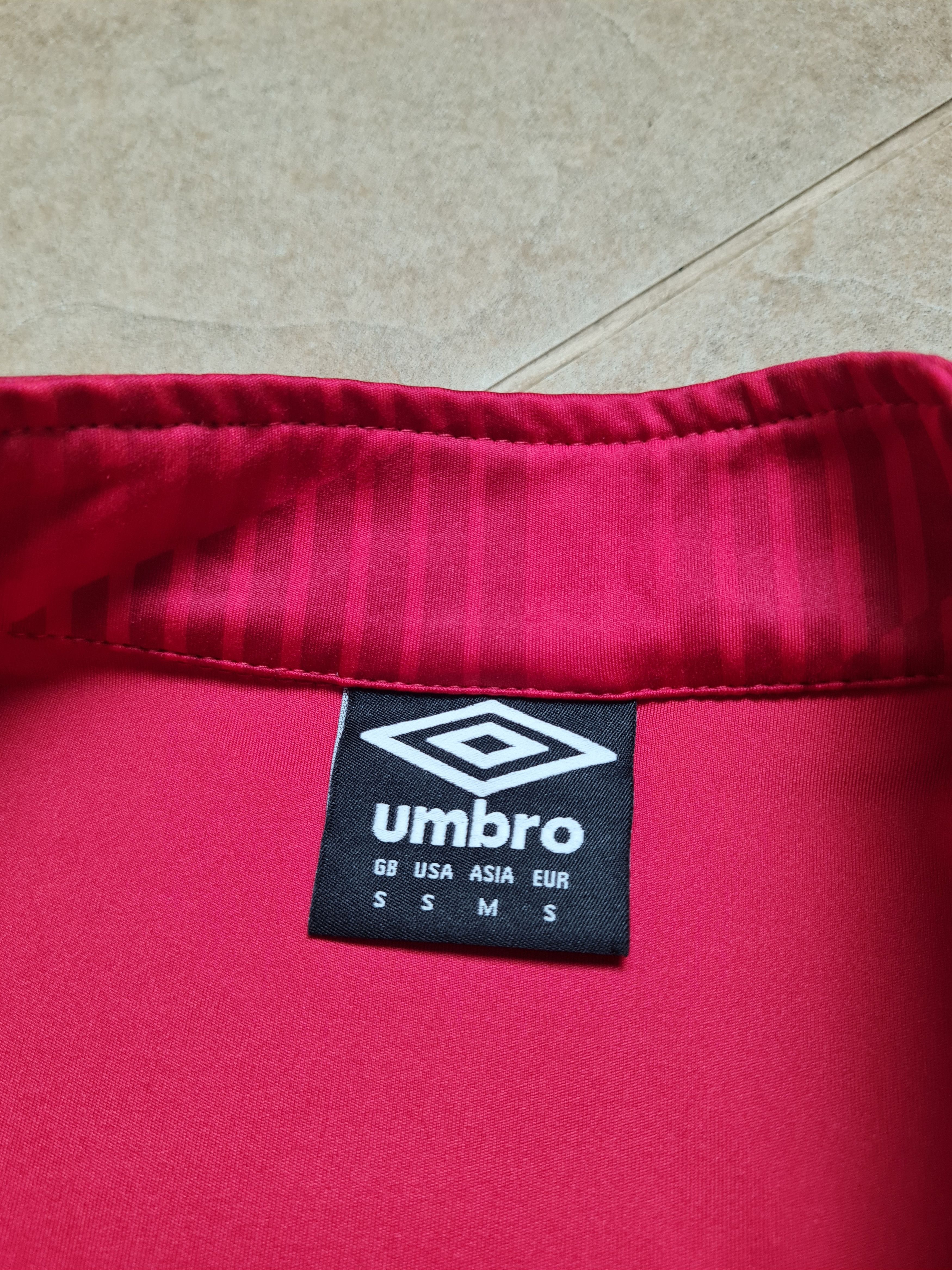 Umbro Brentford FC Umbro 2020-21 Training 1/4 Zip Drill Top Red Size US M / EU 48-50 / 2 - 17 Thumbnail