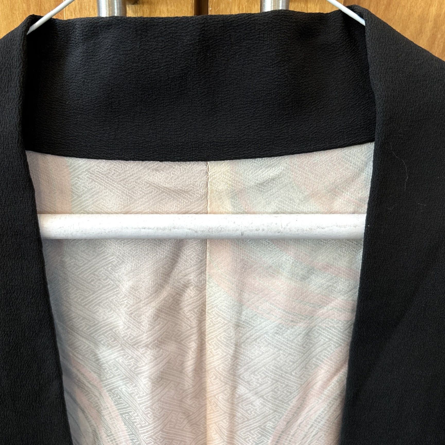 Vintage VINTAGE Japanese style Black kimono jacket XL Lined Silk Floral Reversible Tie Front Short Sleeve Women Size XL / US 12-14 / IT 48-50 - 3 Thumbnail