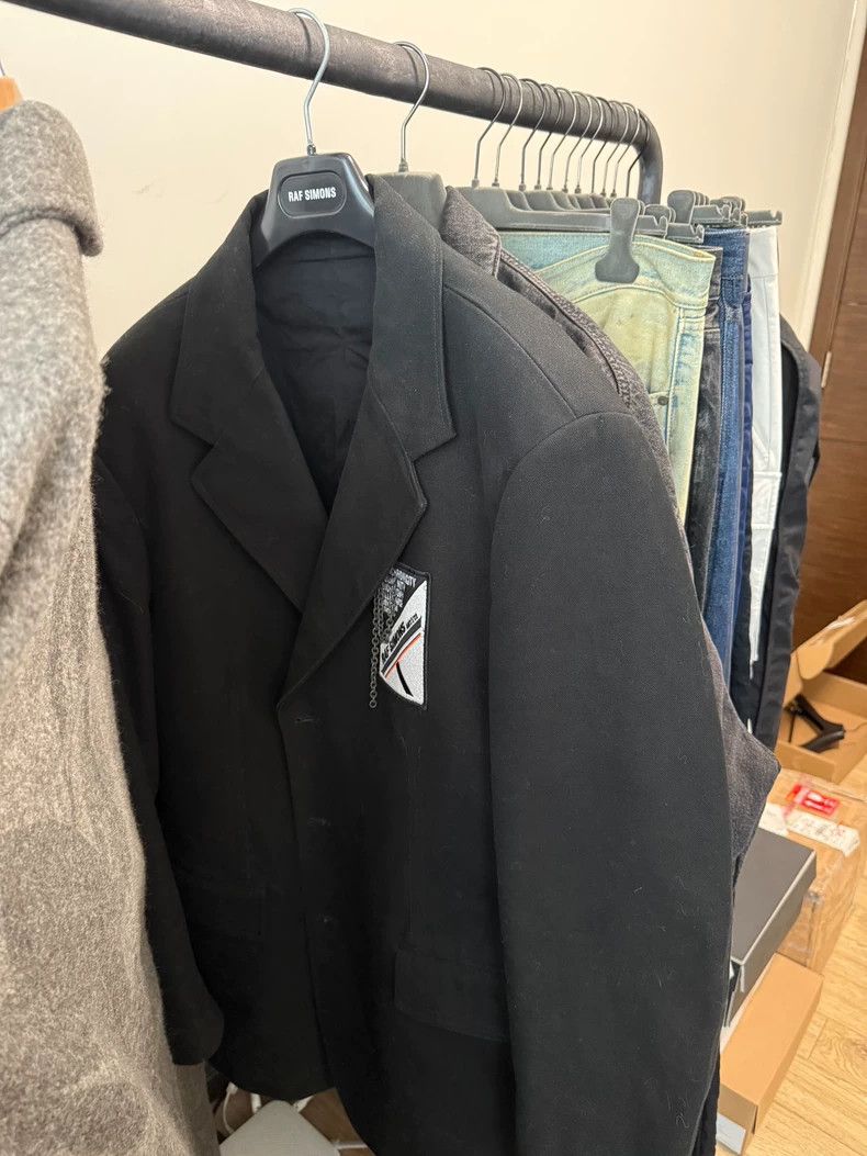 Raf Simons Raf simons Decal chain nameplate blazer pad shoulder suit Size 46S - 2 Thumbnail