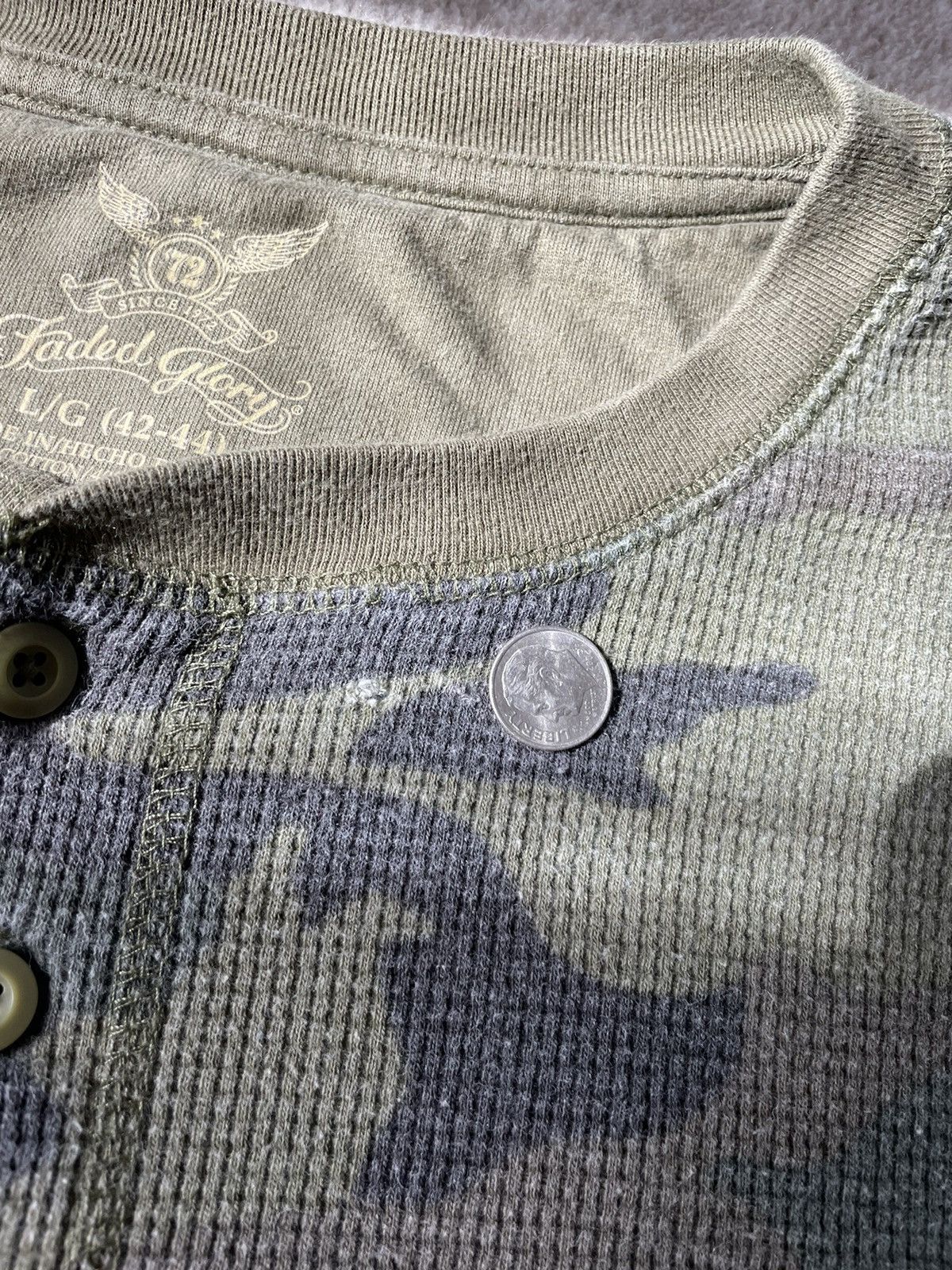 Faded Glory Camo long sleeve Size US L / EU 52-54 / 3 - 4 Thumbnail