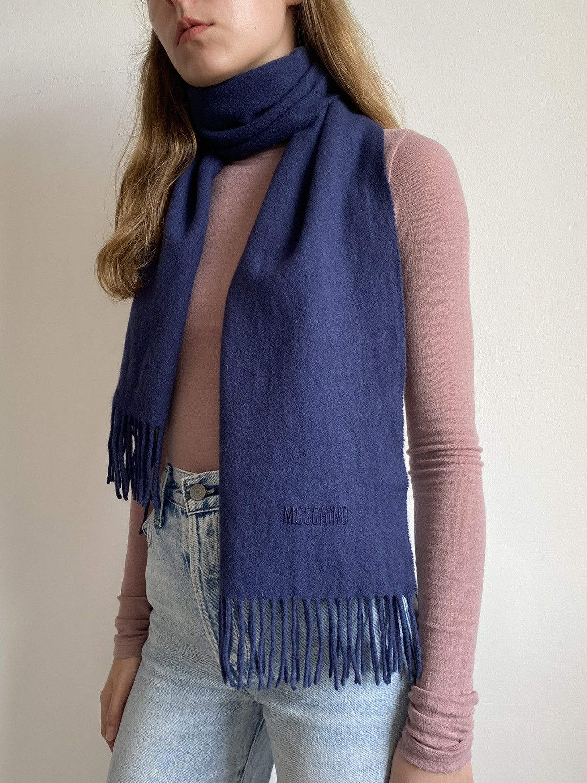 Moschino MOSCHINO UNISEX 100% MERINO WOOL BLUE SCARF MADE IN ITALY Size ONE SIZE - 2 Thumbnail