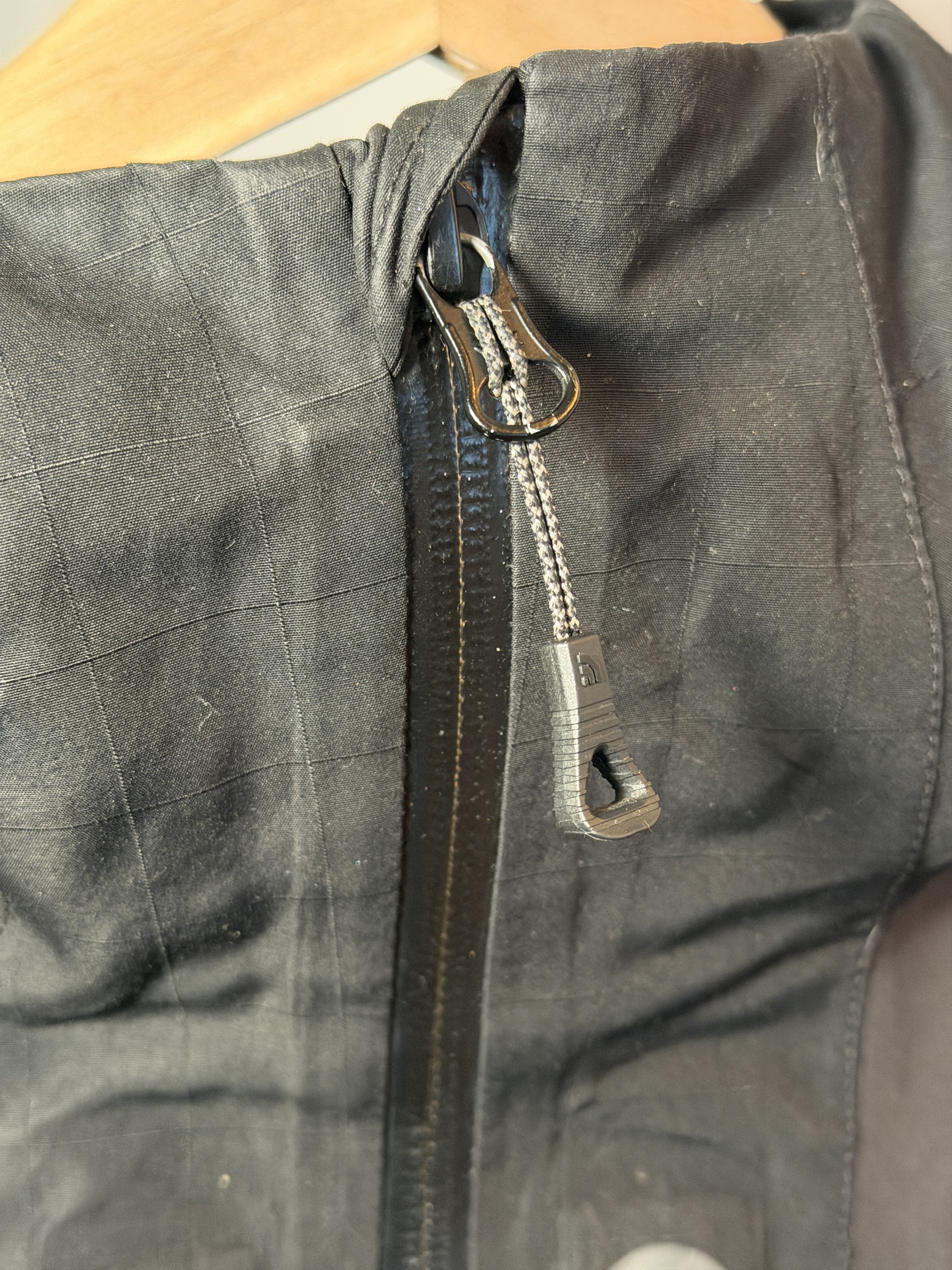The North Face The North Face Men's NSE Transverse 2L DryVent Jacket Size US L / EU 52-54 / 3 - 3 Thumbnail