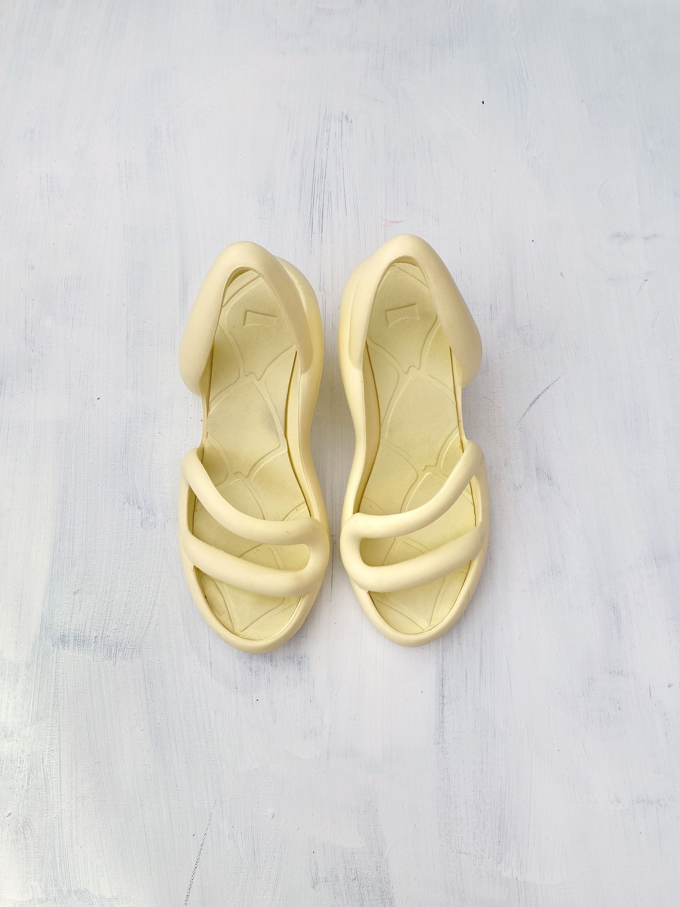 Camper Camper Kobarah sandals in butter yellow Size US 8 / IT 38 - 2 Thumbnail