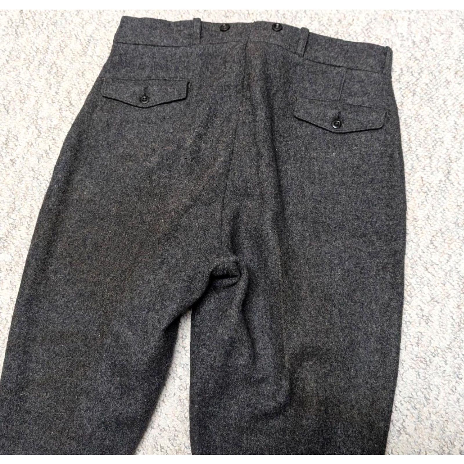 Vintage VINTAGE L.L. Bean PANTS Men 36x30 Wool Charcoal Gray Hunting tapered Size US 36 / EU 52 - 3 Thumbnail