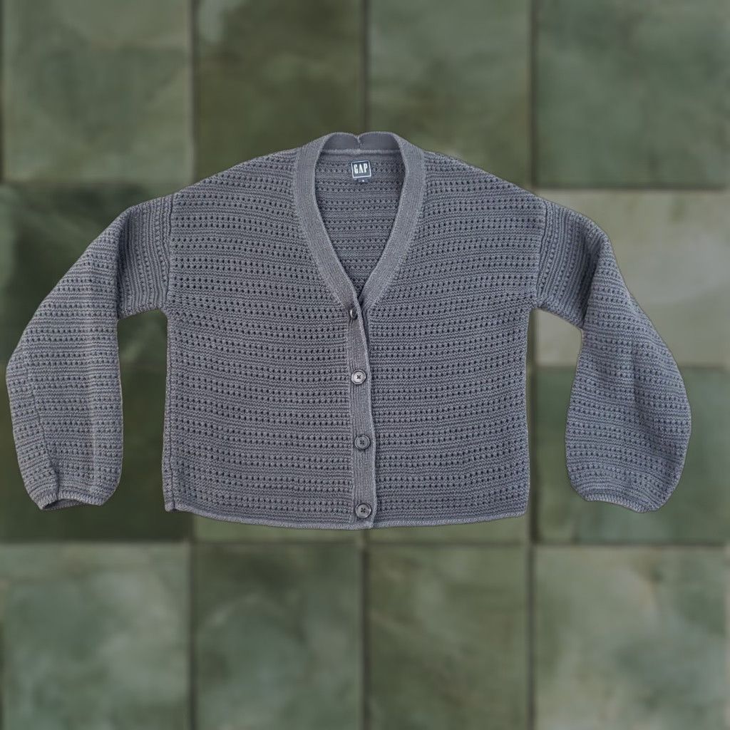 Gap Grace Karin Cardigan Sweater Women’s Medium Blue Knit Button V-Neck Size M / US 6-8 / IT 42-44 - 1 Thumbnail