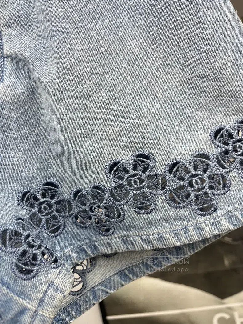 Chanel Chanel 24P hollowed-out floral high-waisted shorts Size 42" / US 20 - 2 Thumbnail