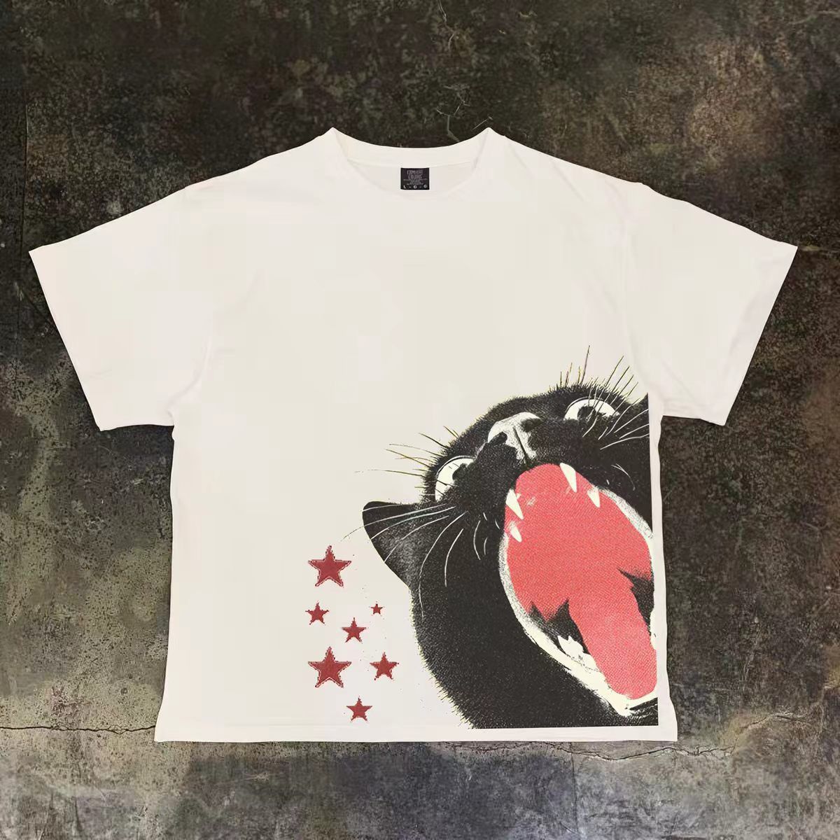 Vintage White Washed Vintage T-Shirt with Cute Cat Print Size US M / EU 48-50 / 2 - 1 Thumbnail