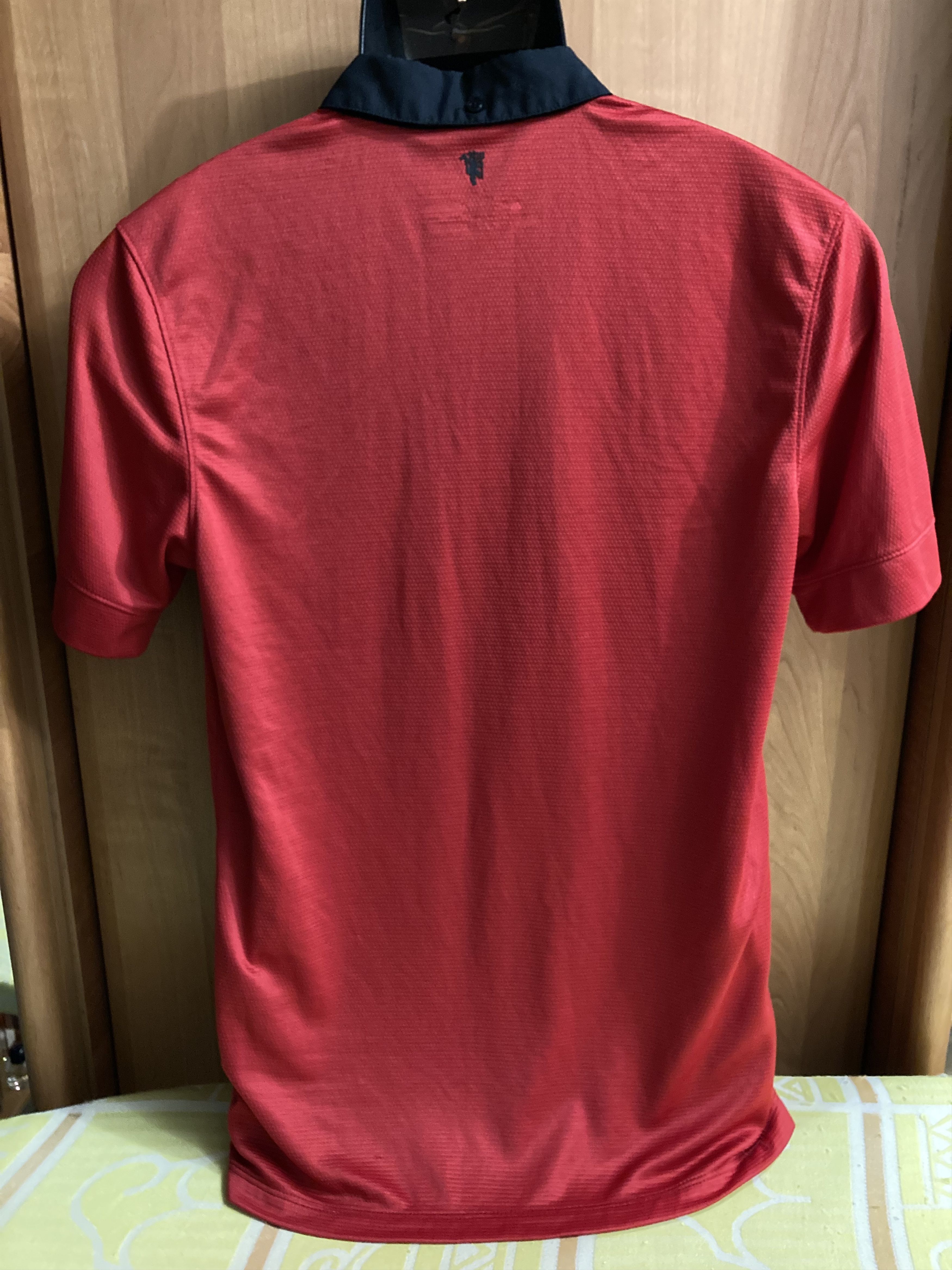 Other Nike Manchester United 2013-14 Home Soccer Football Jersey Size US M / EU 48-50 / 2 - 2 Thumbnail