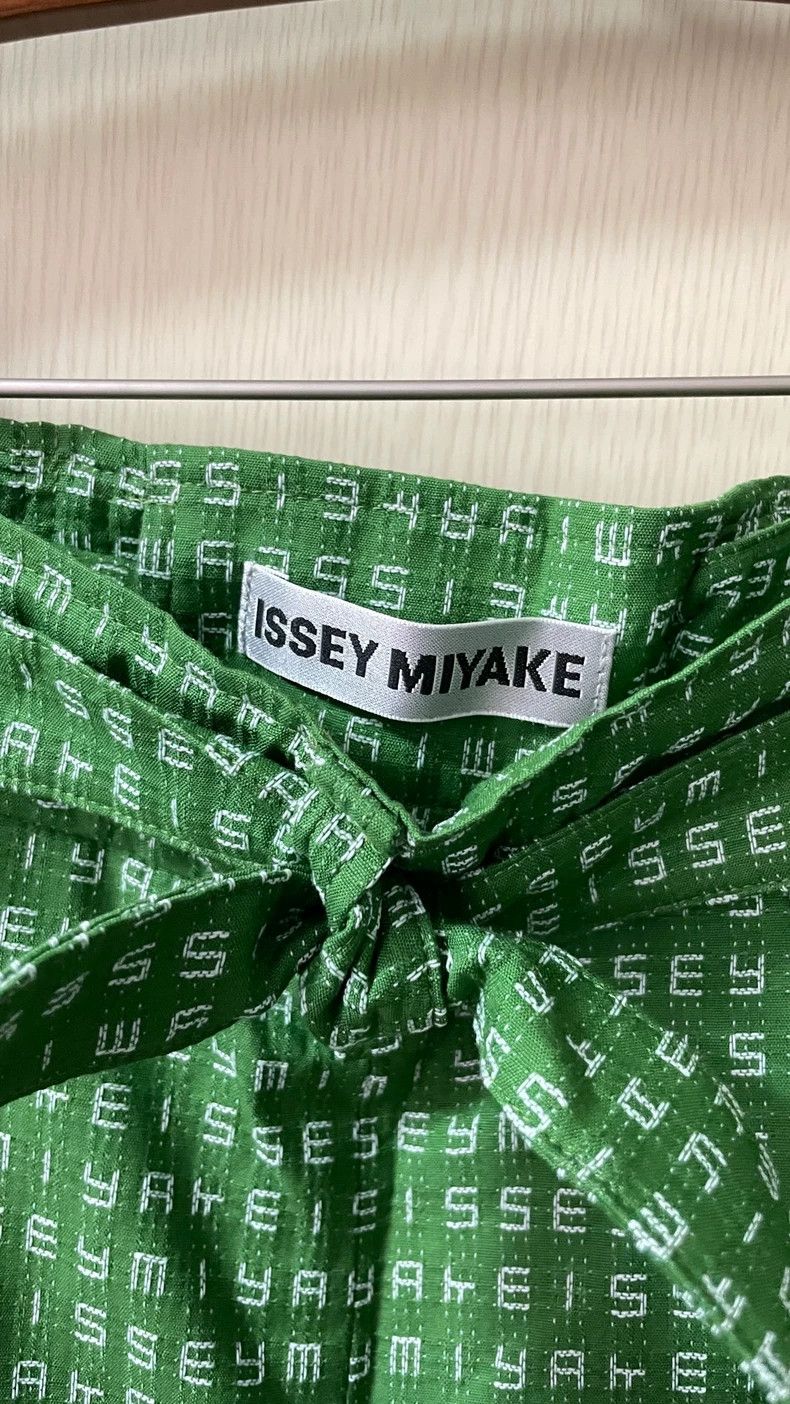 Issey Miyake Issey Miyake size:2 Green big swing pants Size 22" - 2 Thumbnail