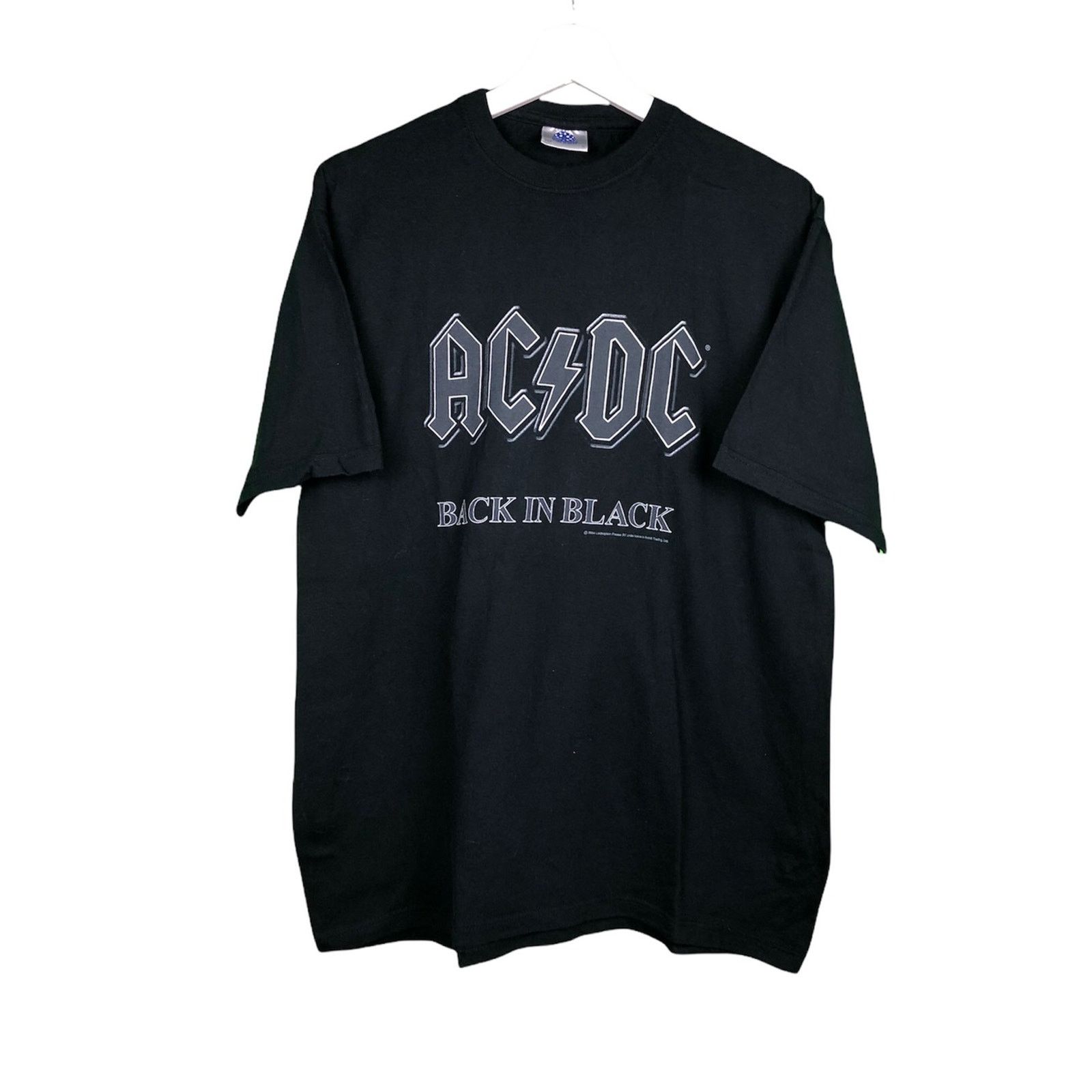 AC/DC × Band Tees × Vintage Vintage AC/DC back in black tee 2004 Size US L / EU 52-54 / 3 - 1 Thumbnail